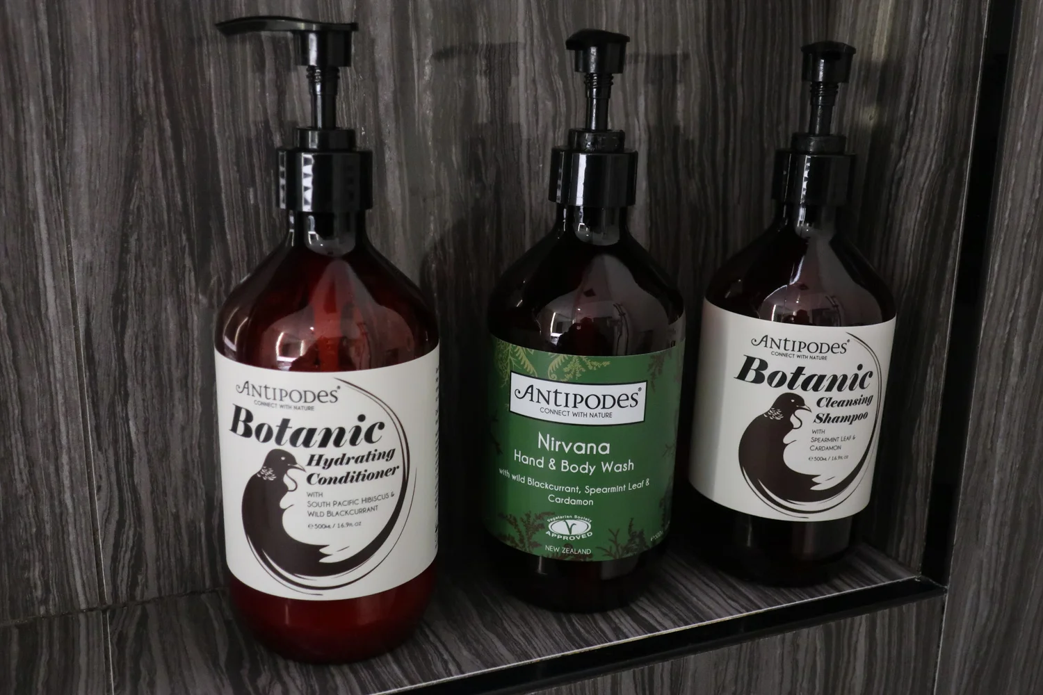 Antipodes Toiletries - Air New Zealand Lounge Sydney Photo: Calvin Wood