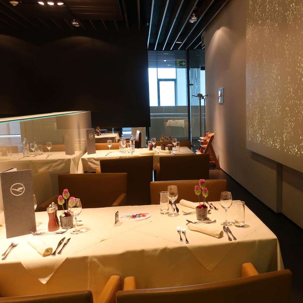 Dining Area - First Class Terminal Lufthansa Photo: Calvin Wood
