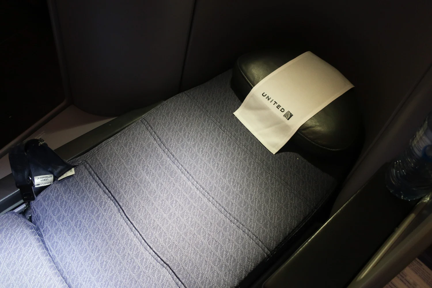 Seat in Bed Position - United Boeing 787 Sydney to Houston Photo: Calvin Wood