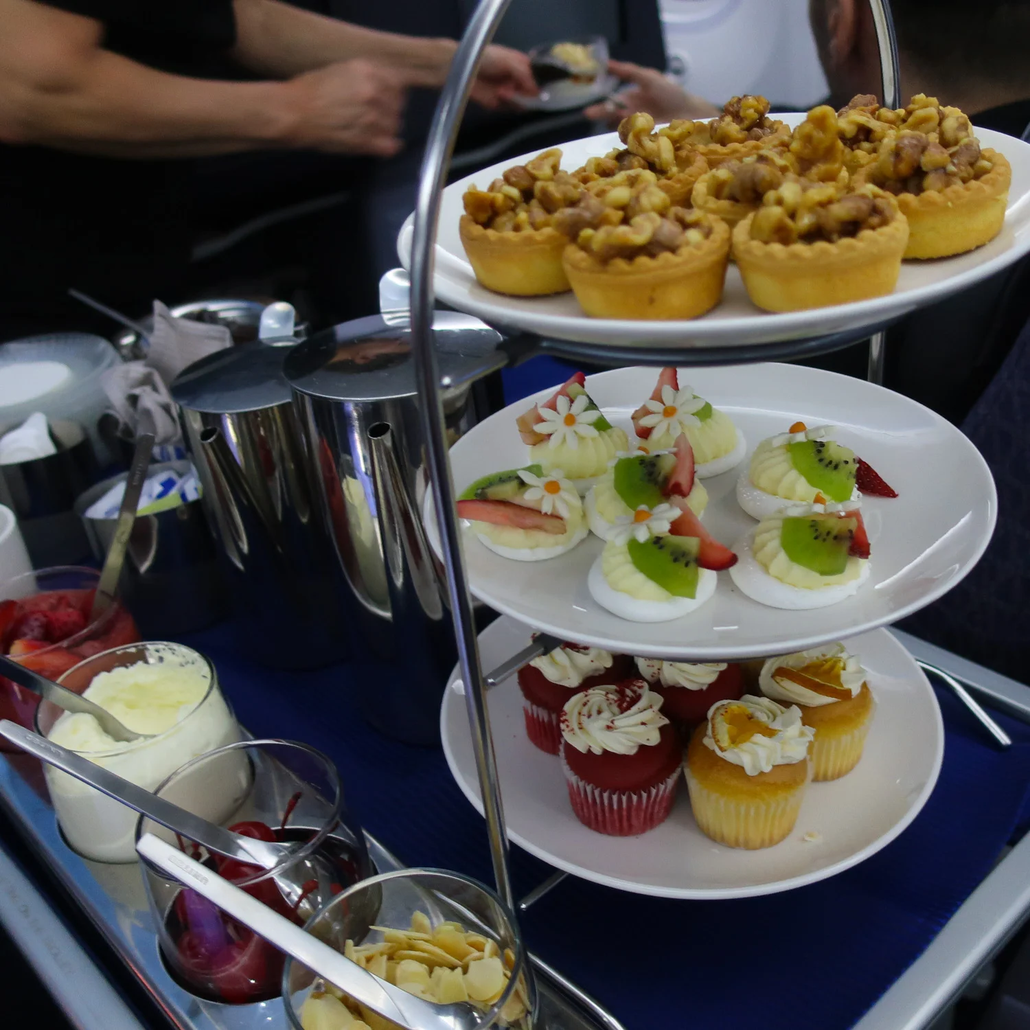 Dessert Tower - United Business Class 787 Photo: Calvin Wood