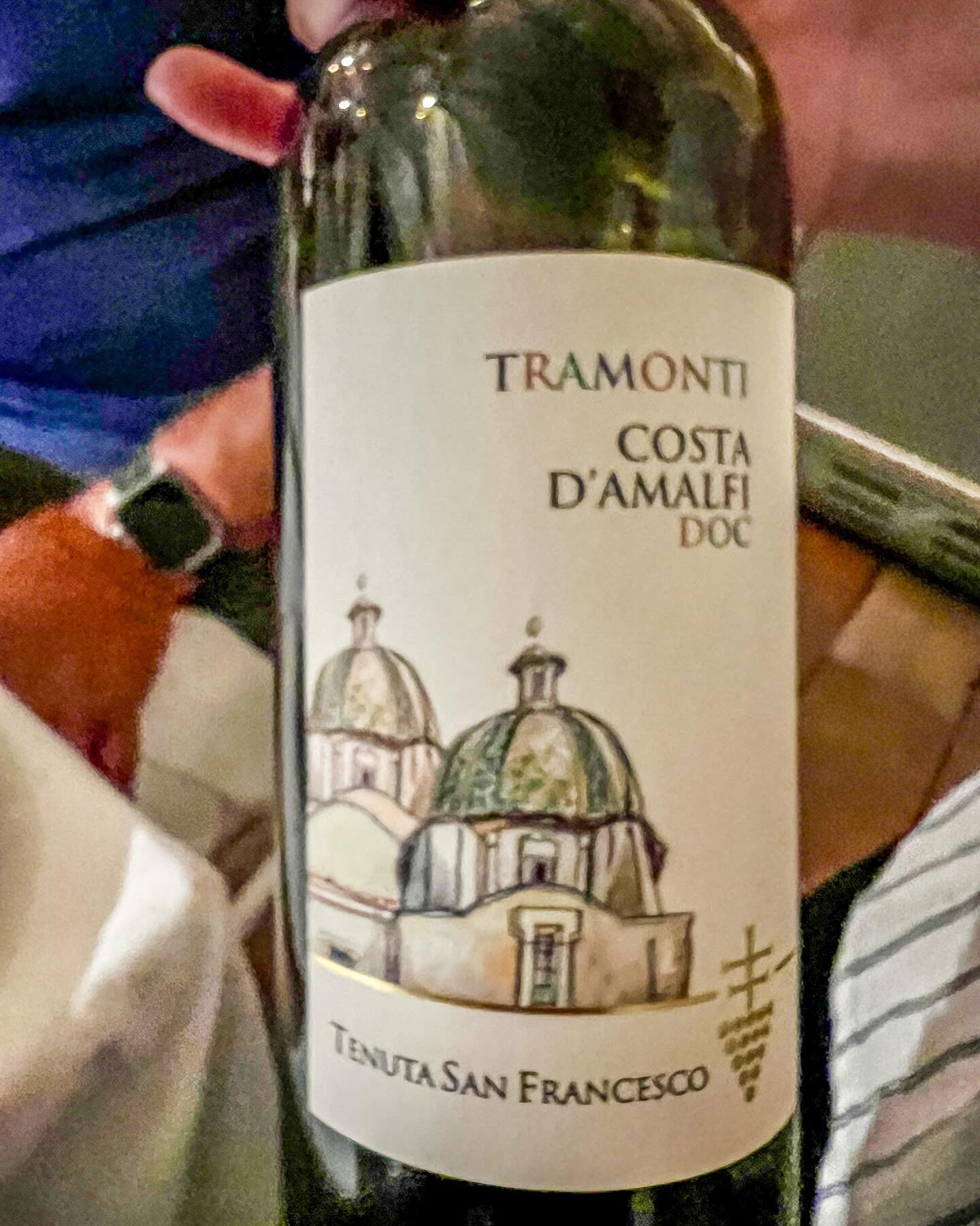 What are we drinking on the Amalfi Coast?

Our friends at @bravinowineclub turned us onto Tenuta San Francesco, so when we saw it we ordered. The Piedirosso grape tames the Aglianico to make for a lovely blend. 

Our white wine of choice is Falanghin