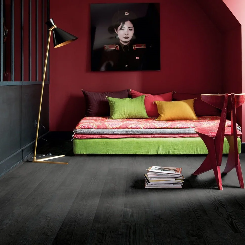 Quick-Step Impressive Burned Planks IM1862 (1).jpeg