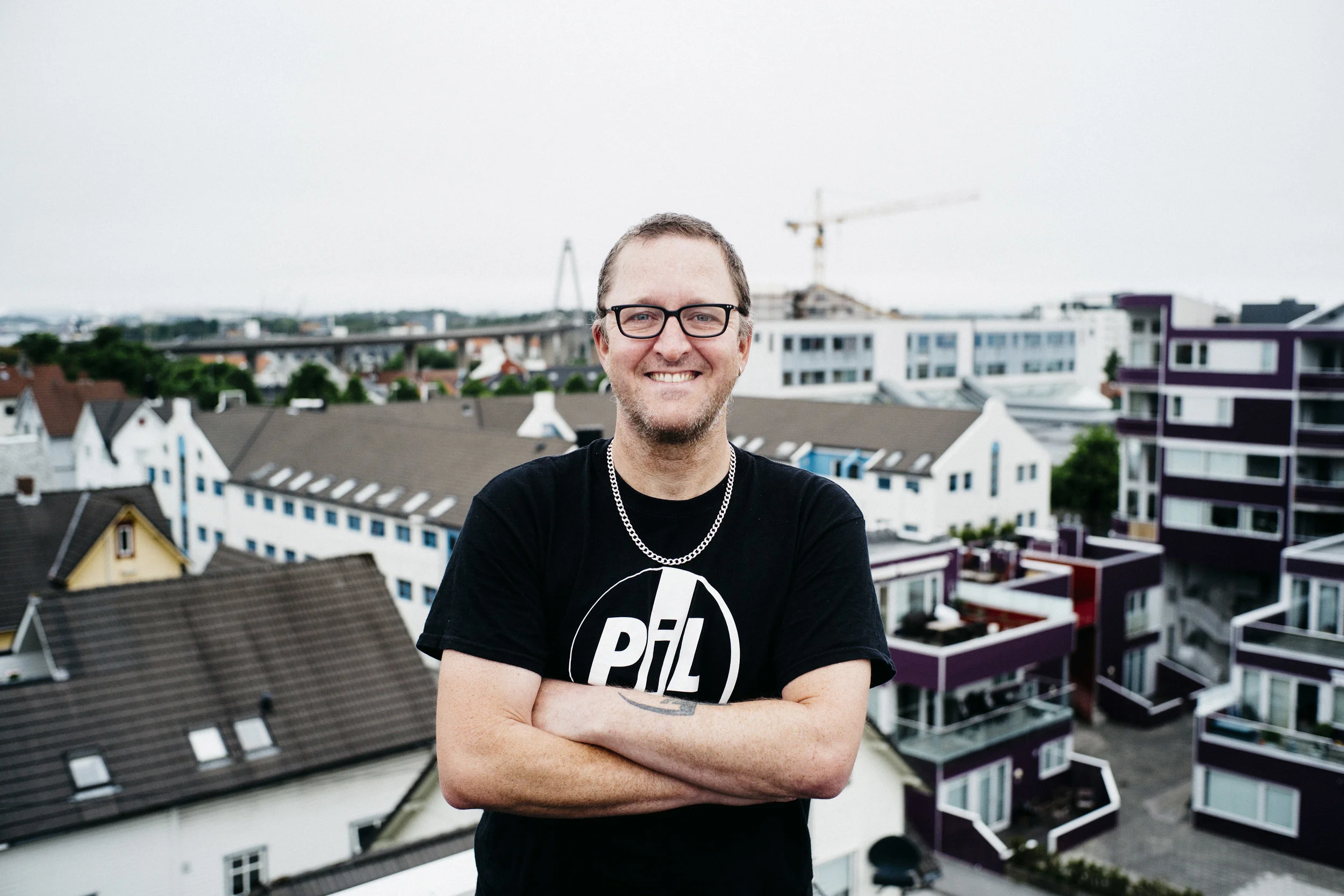 Musikksnakk: Jorda rundt på 80 minutter!