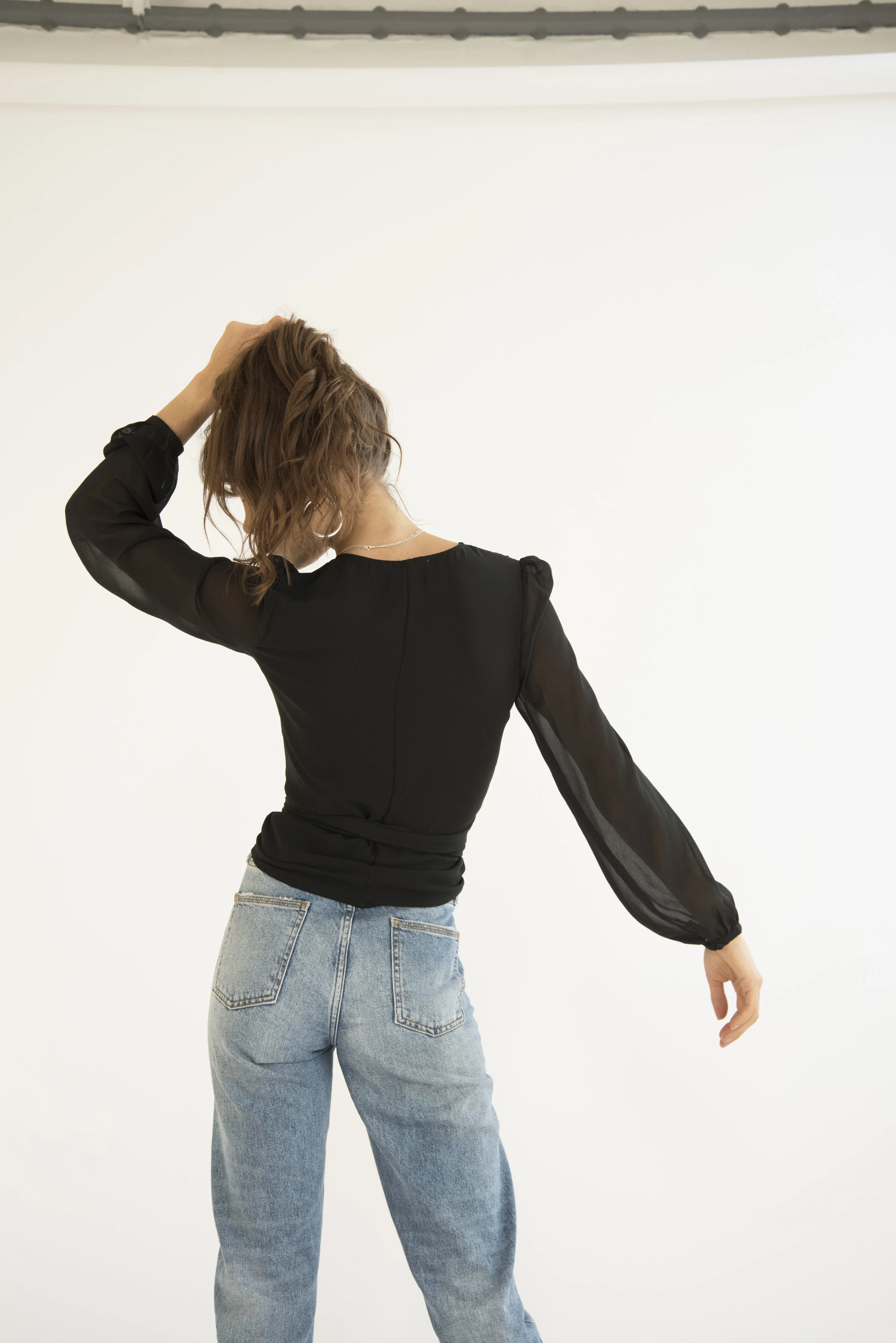 SISTERHOOD HESTIA BLOUSE BLACK62.jpg
