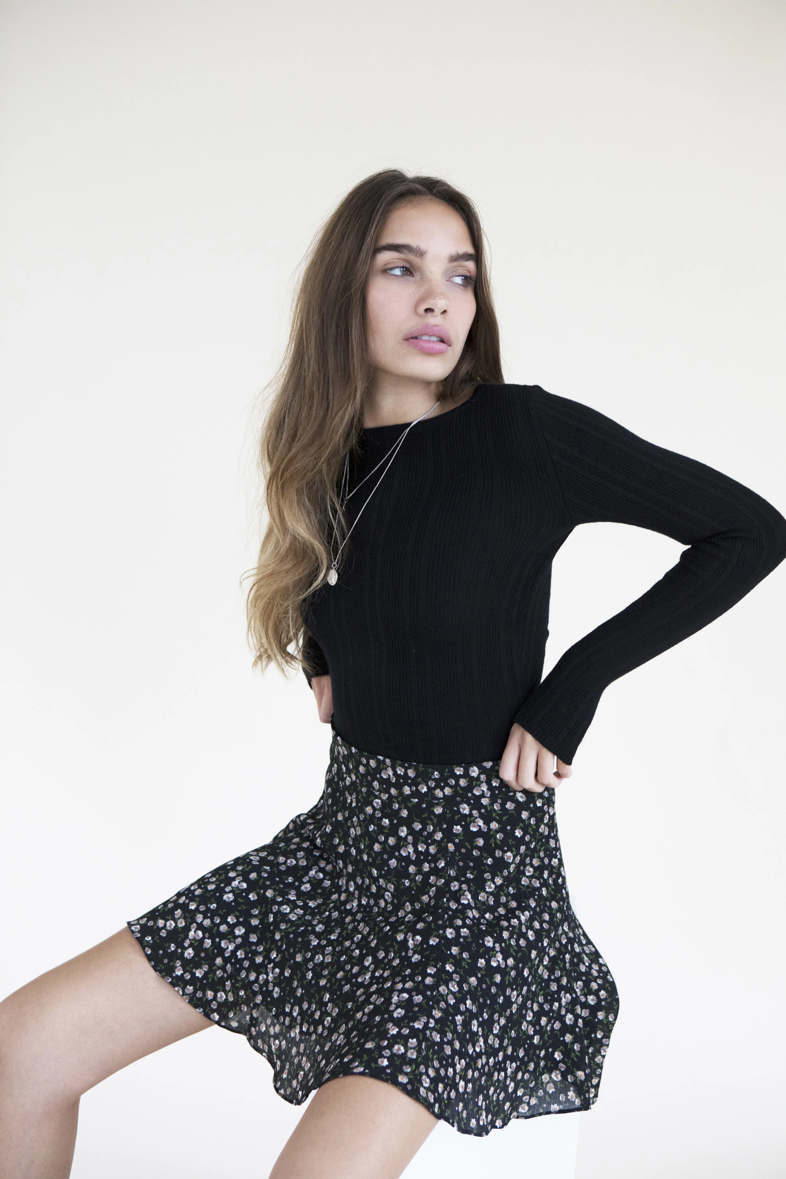 SISTERHOOD LUNA SKIRT FLORAL17.jpg