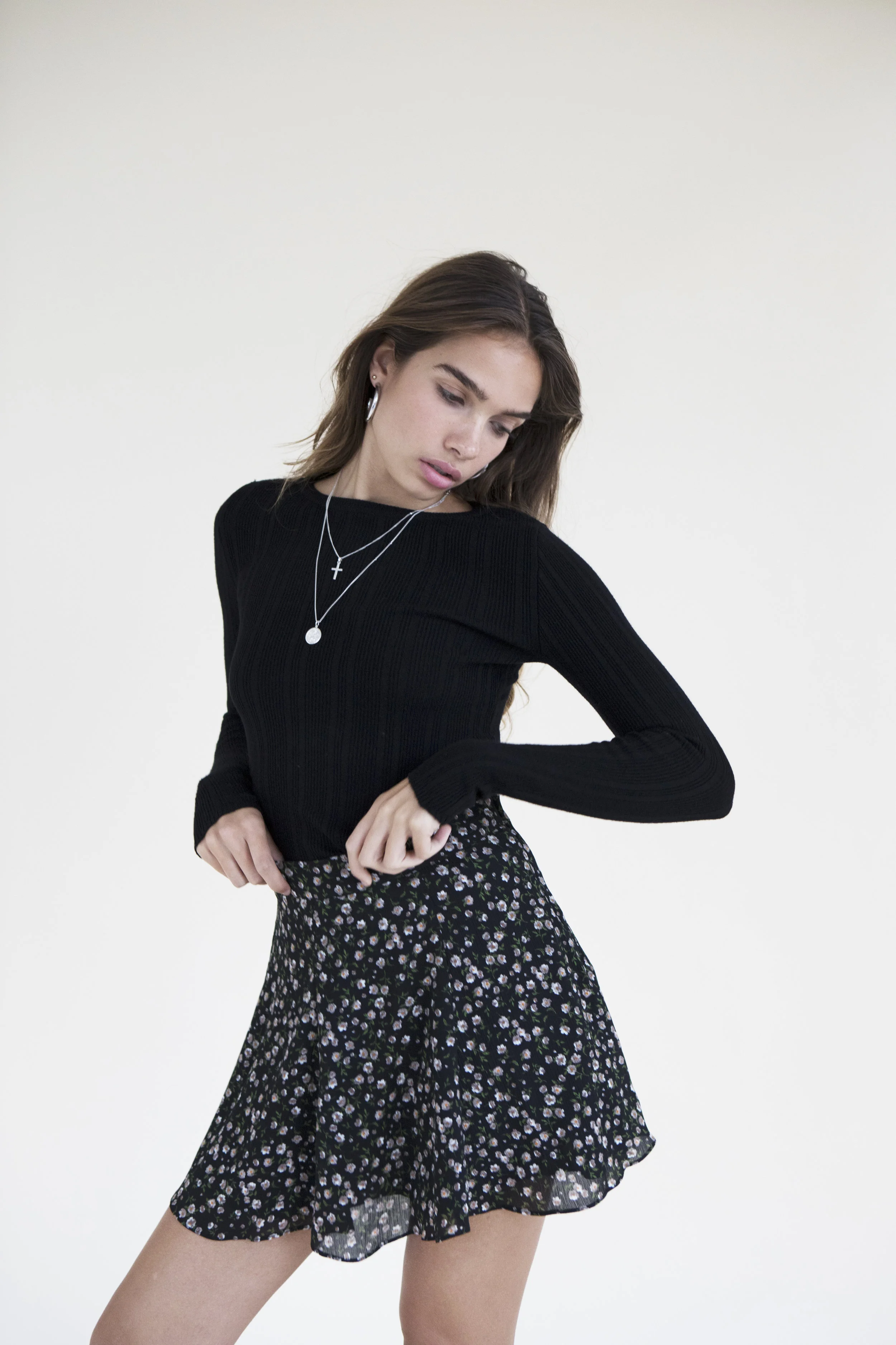 SISTERHOOD LUNA SKIRT FLORAL10.jpg