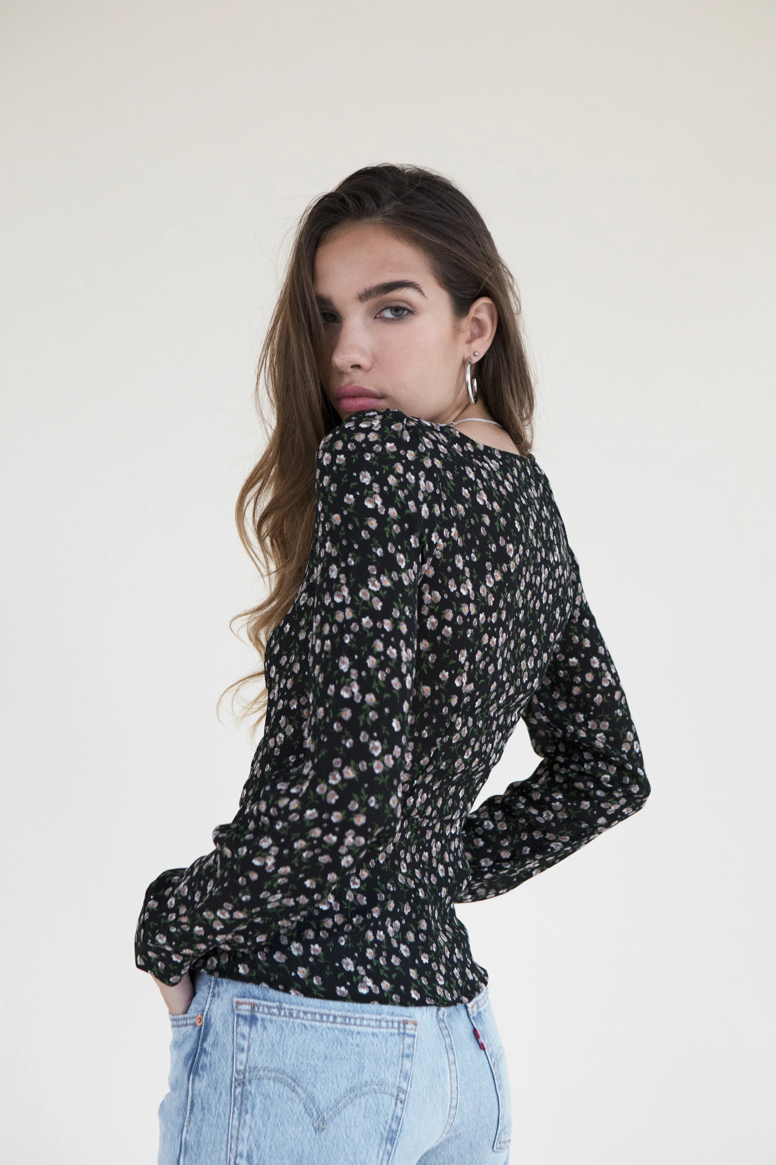 SISTERHOOD MORGAN BLOUSE FLORAL30.jpg