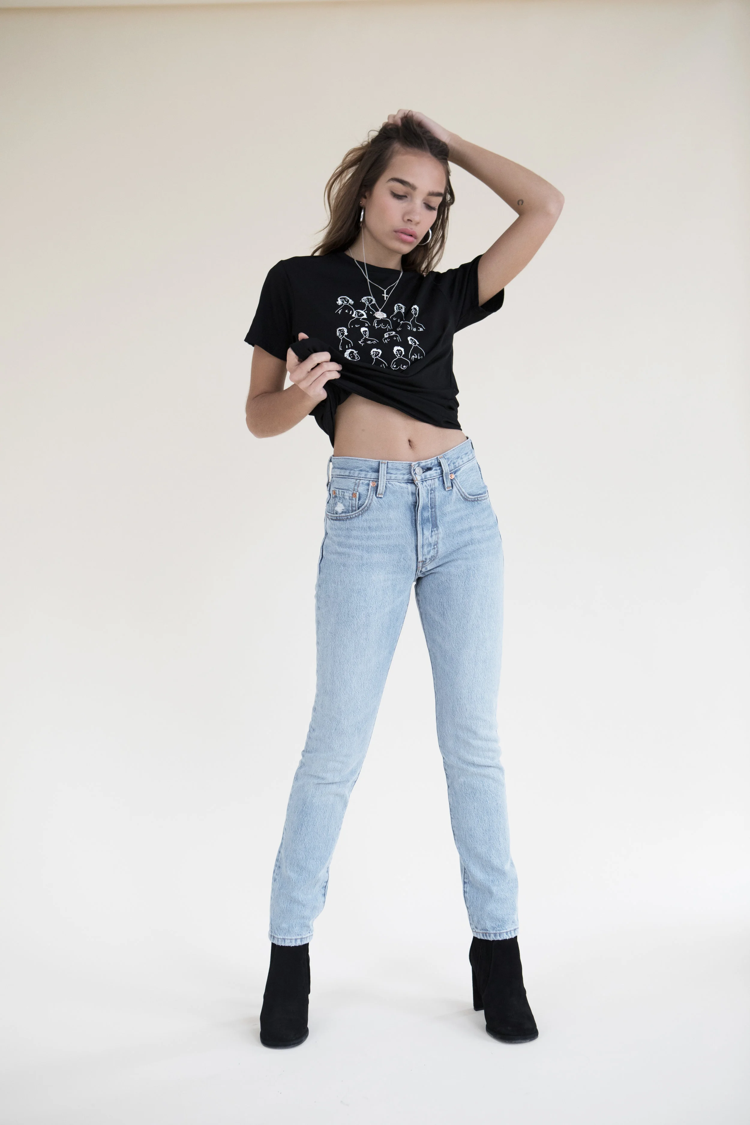 SISTERHOOD X NAMASTEHANNAH BLACK10.jpg