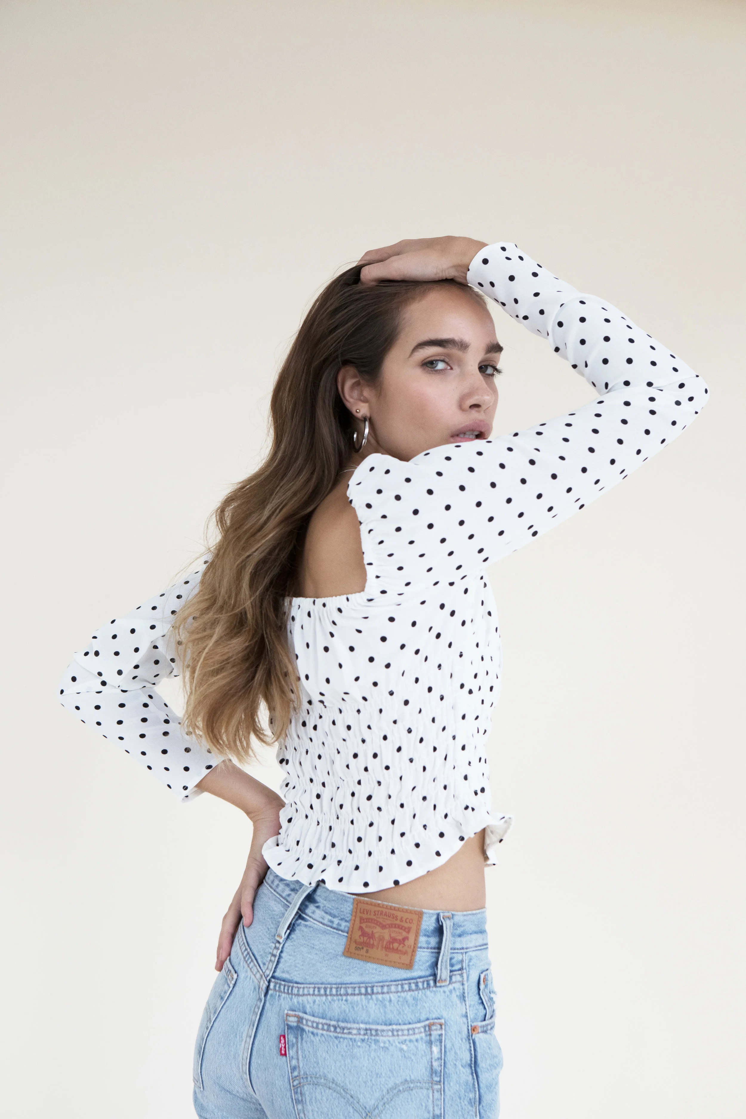 SISTERHOOD MARIA BLOUSE WHITE SPOT48.jpg