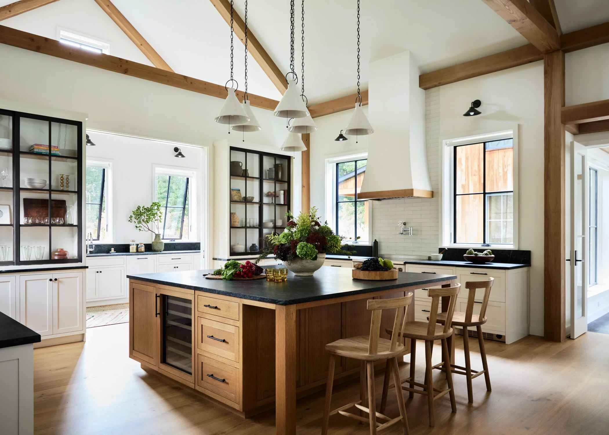 Kitchen2.jpg