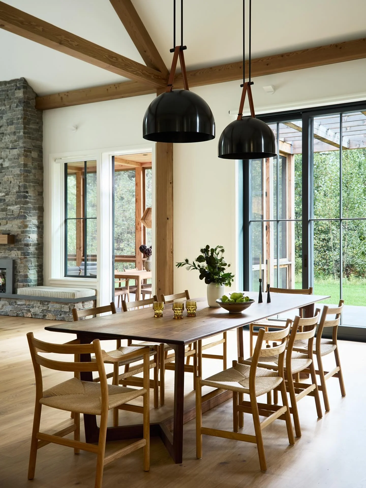 This space from our Concord job has us getting excited for hosting season! It&rsquo;s our favorite thing to do - sit around a table with friends / family and share food and drinks. @thayermatthew always cooks for 20 regardless of how many people may 