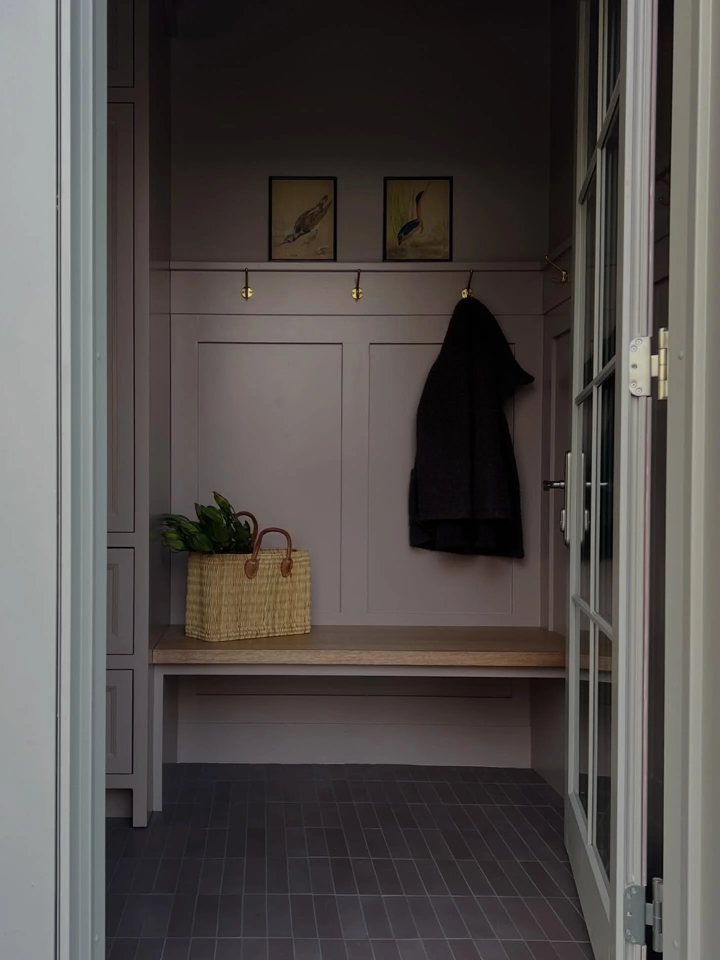 All the BTS from our West Concord shoot to close out 2025 // the good pics to come 
#thayerdesignstudio