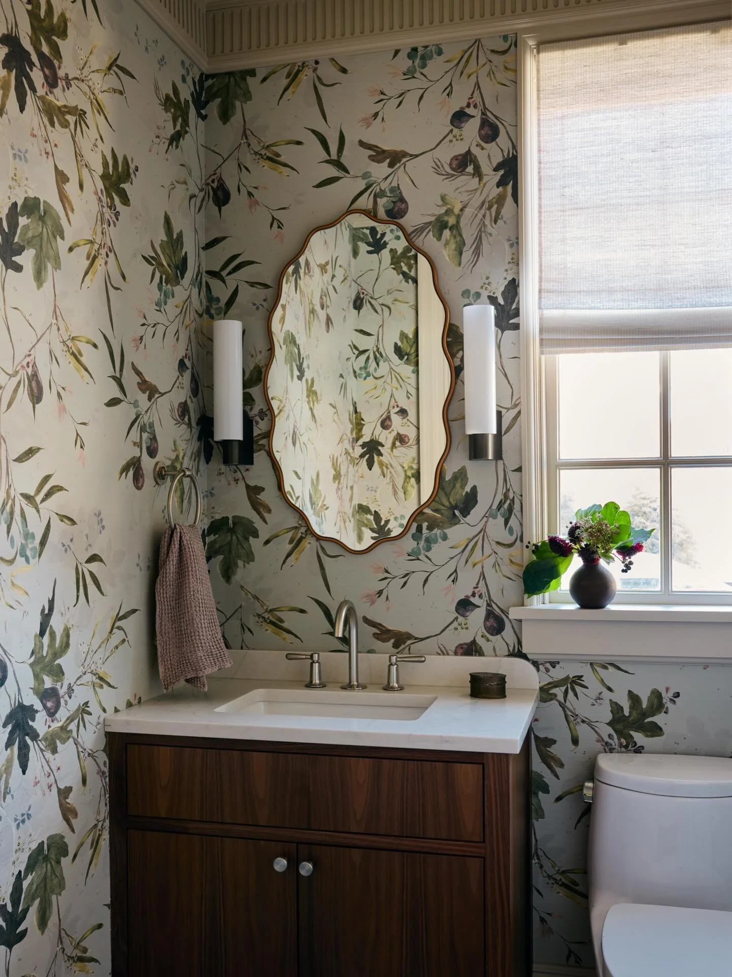 Make it all about the powder room - always.
#thayerdesignstudio