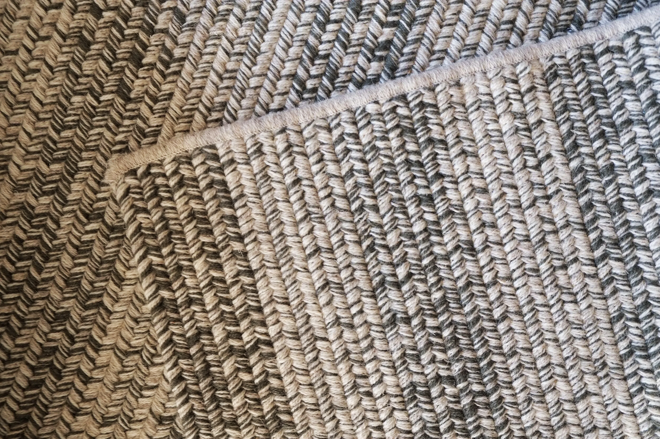 Wide+Stripe_Dark+Sage%3ALight+Grey.png