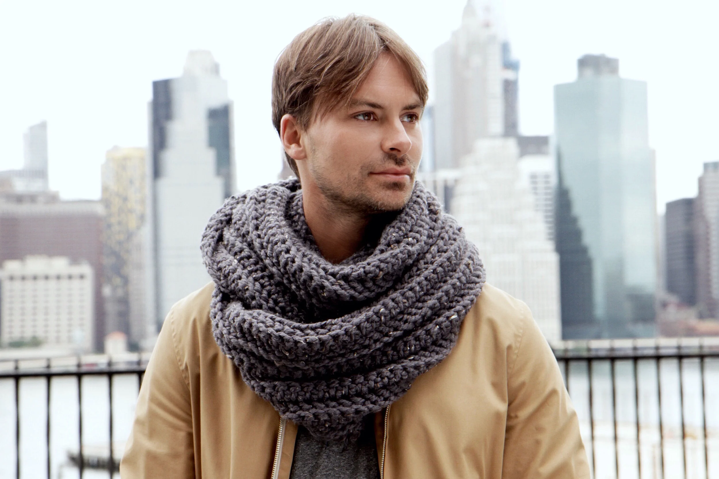 Nomad Loop Main Photo mens.jpg