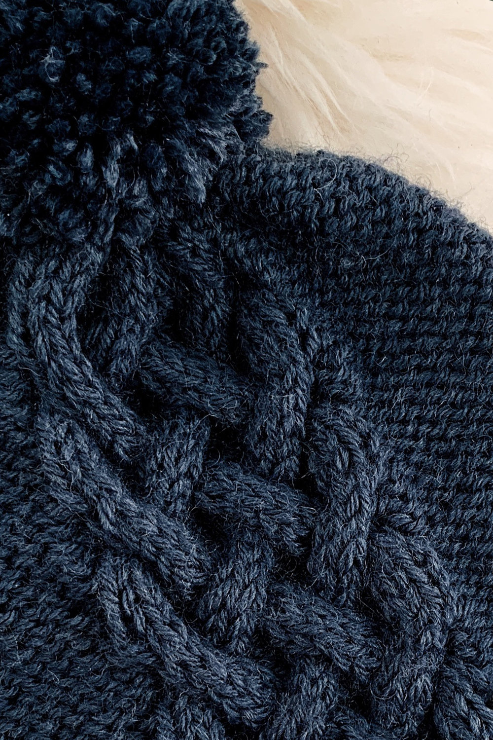 Interwoven Hat pattern by Two of Wands