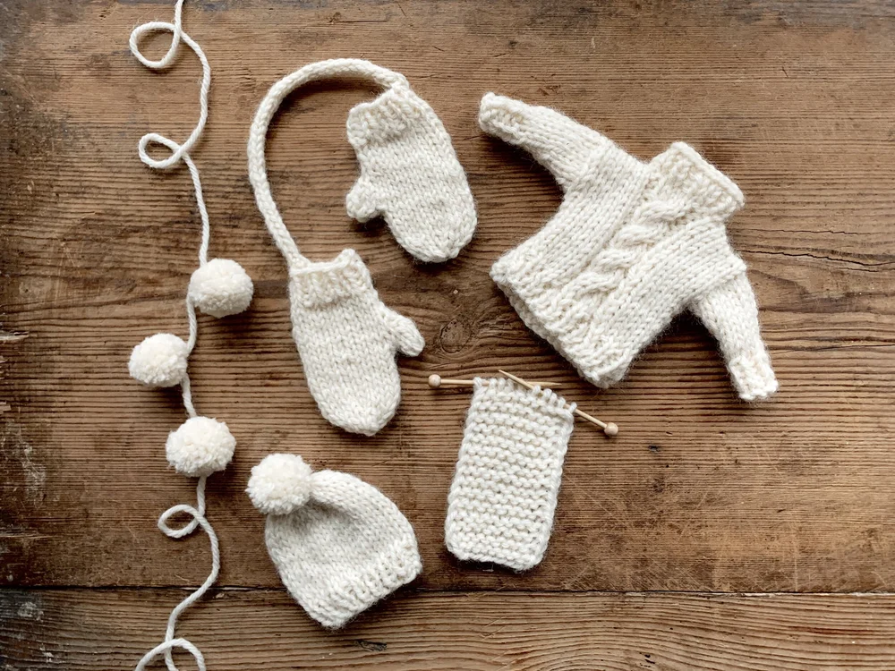 Yarn Decor for the Holidays by Two of Wands