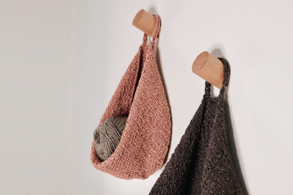 Knit Slouchy Hanging Baskets pattern by Two of Wands