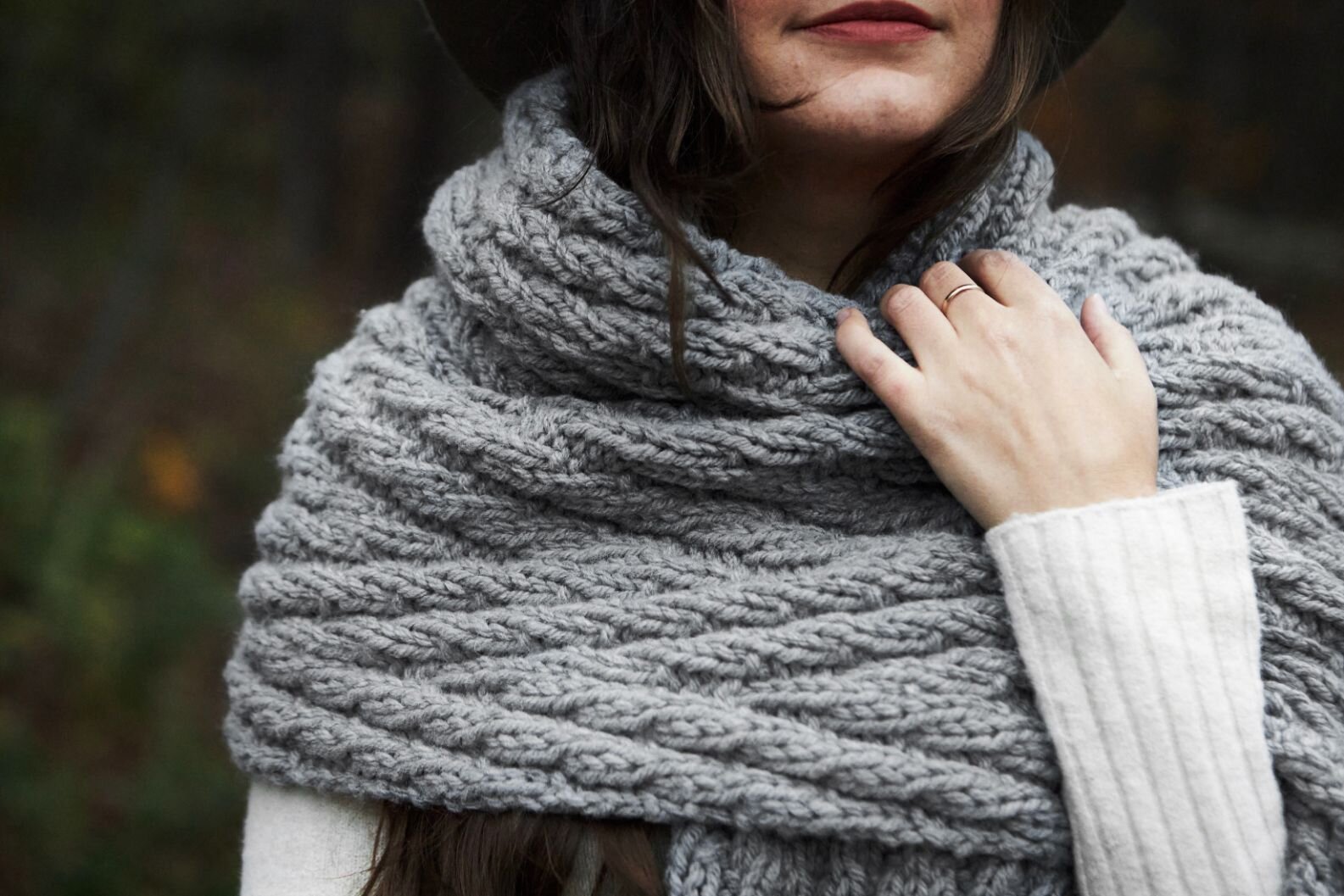 Elysian Blanket Scarf Knitting Pattern — Two of Wands