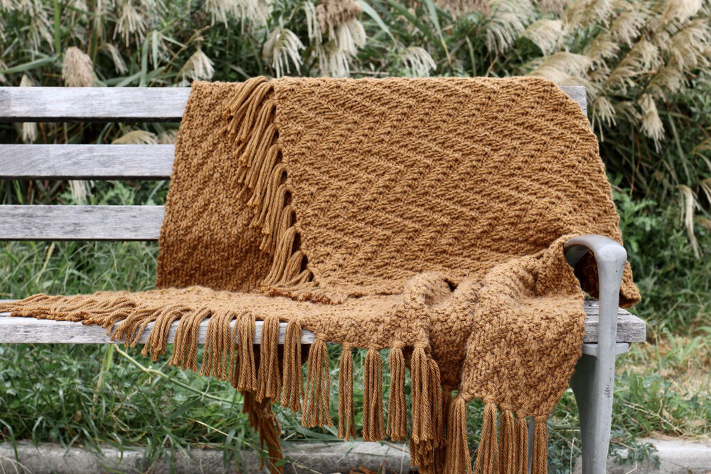 Harvest Throw pattern by Two of Wands