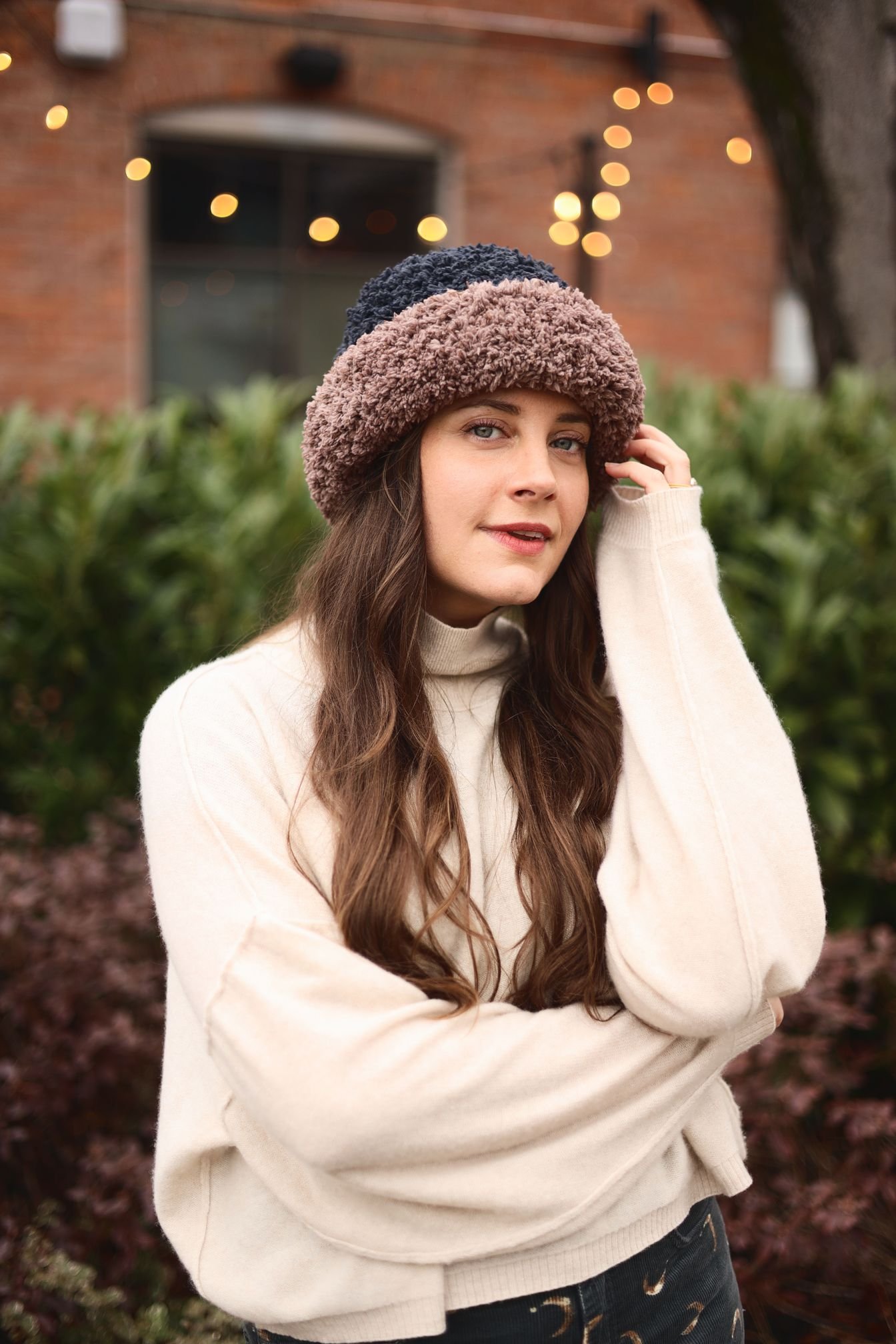 Annie Bucket Hat Crochet Pattern — Two of Wands