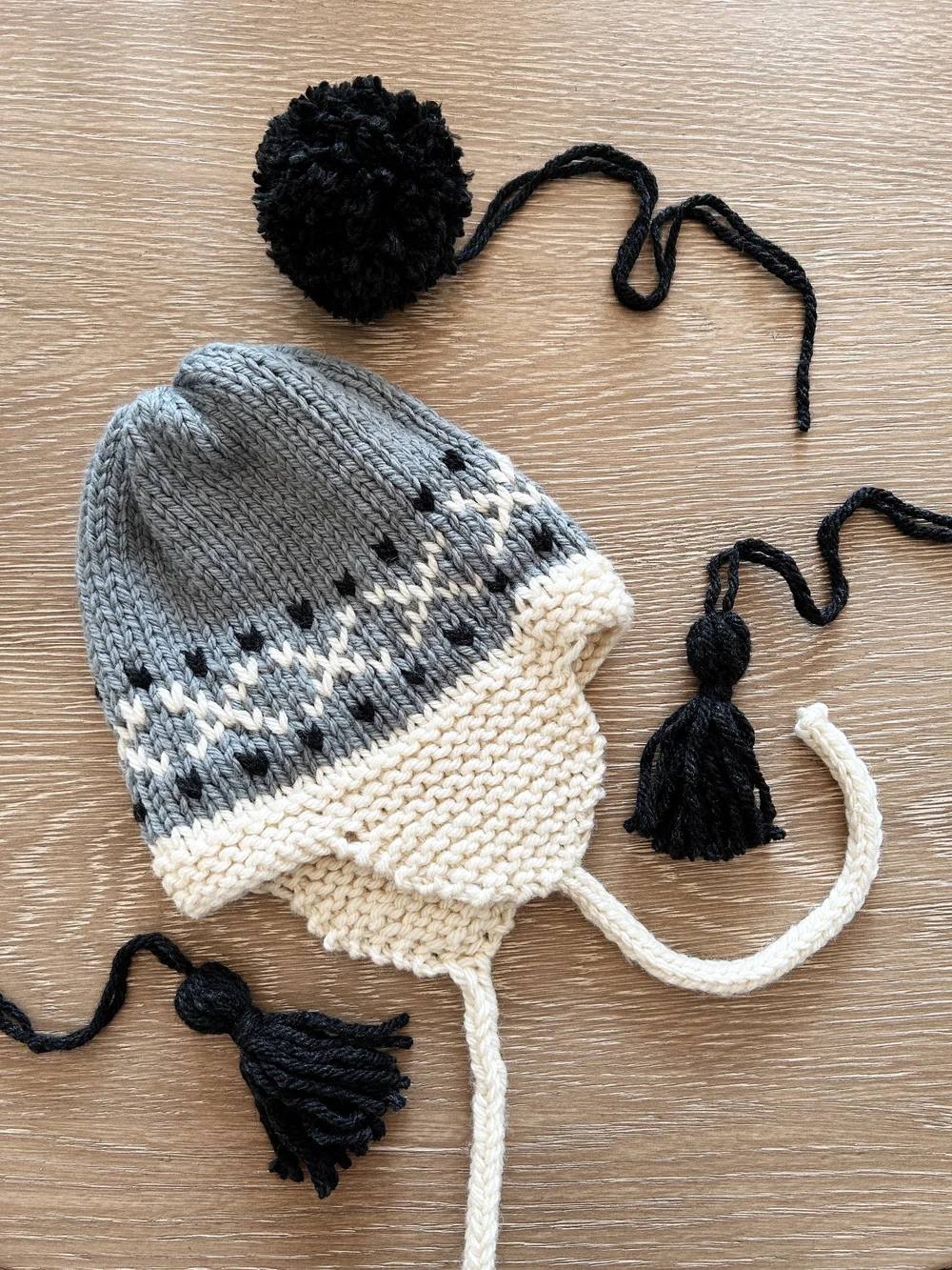 Hue + Me: Belleayre Earflap Hat