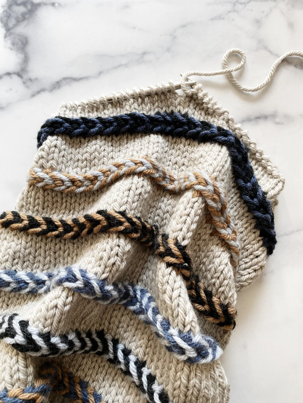 Hue + Me: Tango Braided Cowl