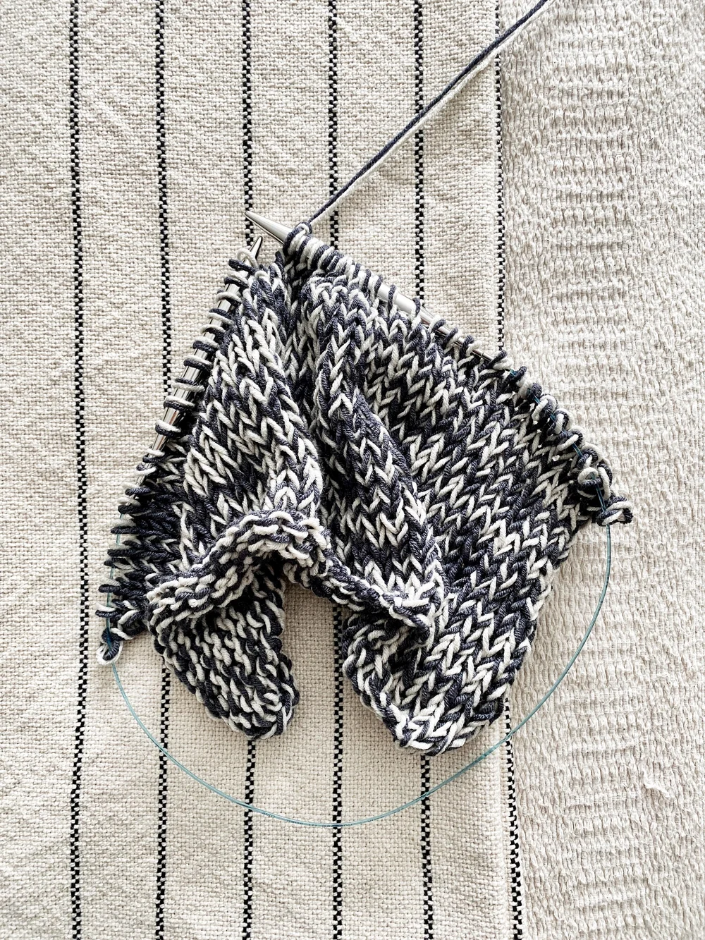 Color Theory: Emerson Cardigan
