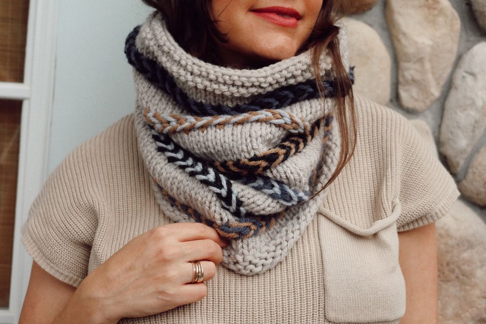 Hue + Me: Tango Braided Cowl
