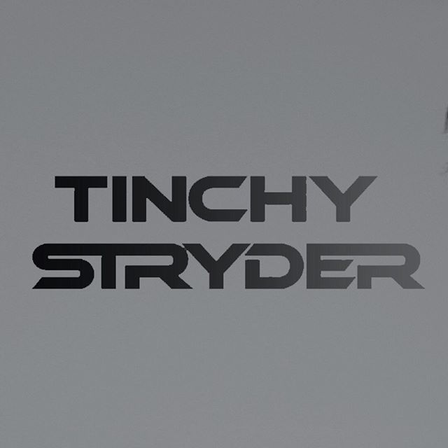(3/3)
Here’s a few stills from the first of two promos I recently directed for @tinchystryder . The whole project was an absolute pleasure to be a part of, big up the crew.
Dir: 👈
DoP: @luke.c.harper
1st AC: @liammere
Gaffer: Greg Probert
Spark: @jonprentice
DIT: @christina_solly .
.
.
#musicpromo #musicvideo #director #filmmaking #grime #hiphop #tinchystryder #change #starinthehood #sith