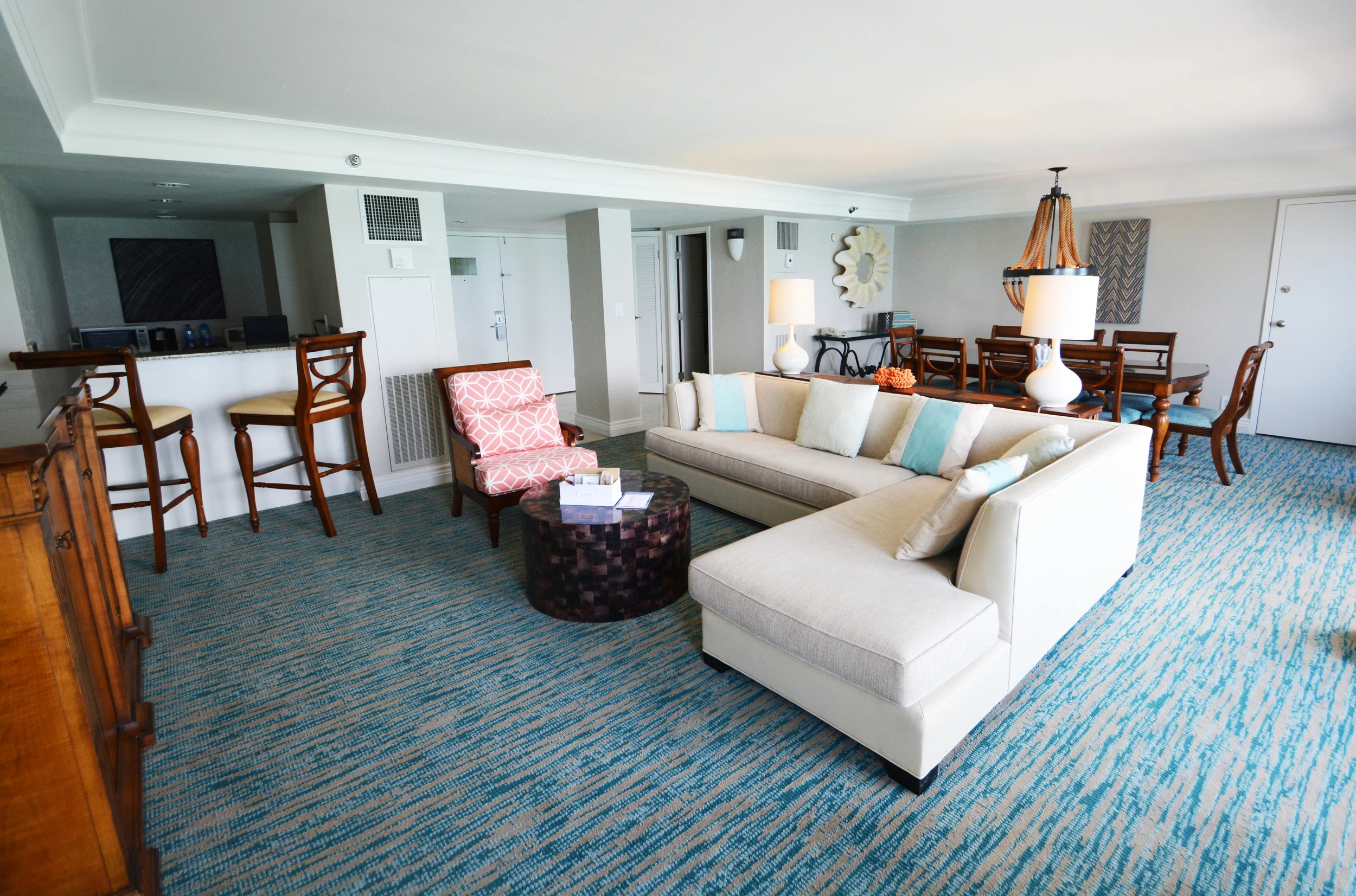THE PRESIDENTIAL SUITE, MARRIOT HOTEL