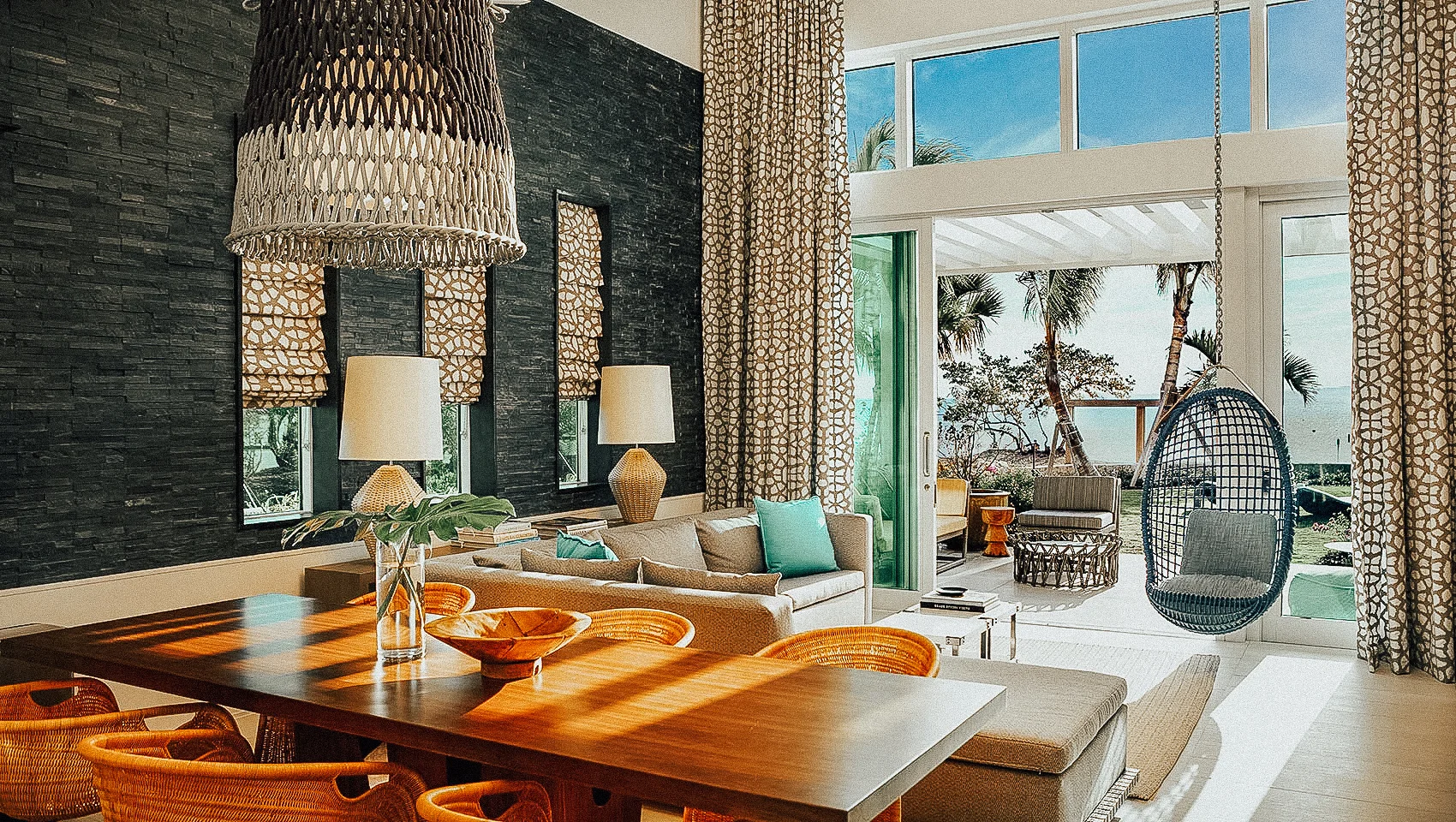 035-beach-bungalow-living-3059-3-revised-8d99d67b.jpg