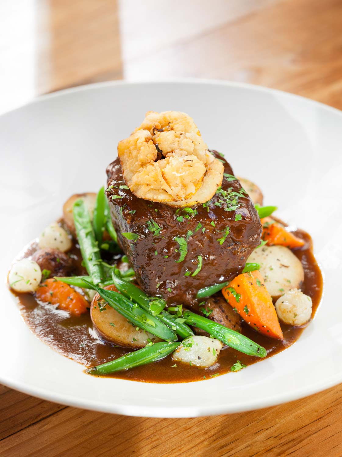 food_photography_potatoe_carrot_onion_short_rib_lemon_green_beans.jpg