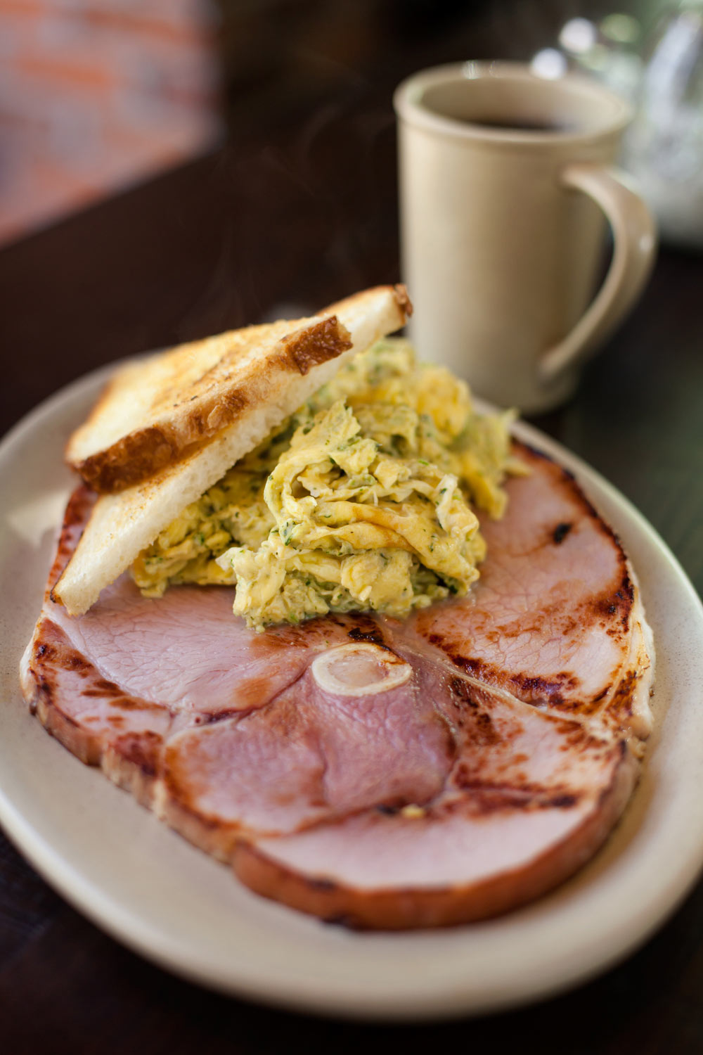 Food_photography_Green_eggs_toast_brunch_ham_grilled_coffee.jpg