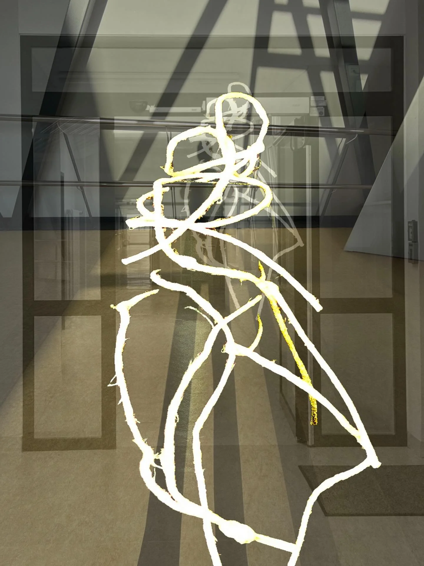 20260228 fgwpbi #fotografik_zaengerlein #Versuchsballon aus gebrauchten Verpackungsmaterialien # Nummer 2 des  Versuchsballons #von der Idee zur Umsetzung zur Erstellung von tempor&auml;ren Objekten und Fotografiken der besonderen Art aus dem Atelier