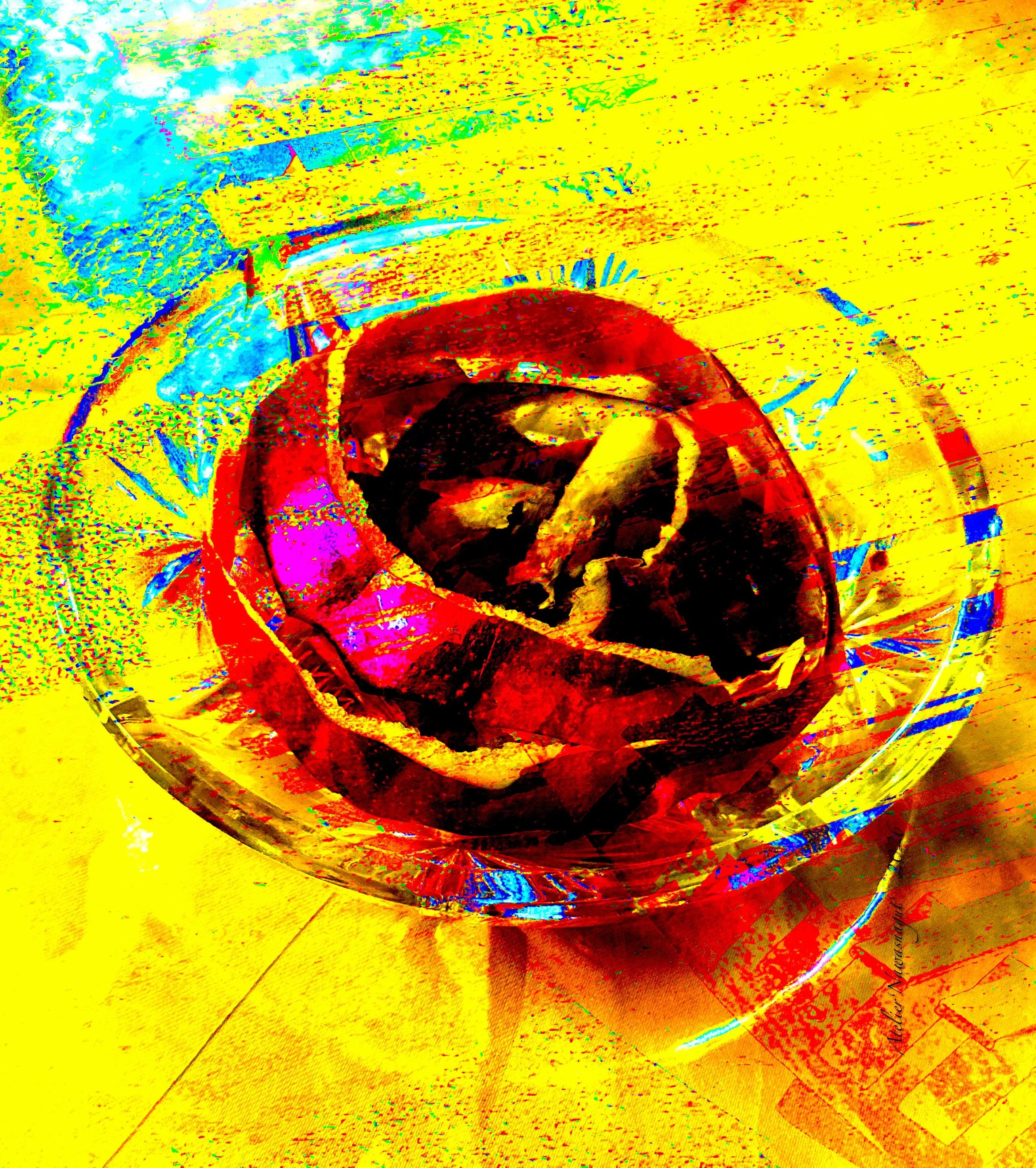 20260516 fgliglap #fotografik_zaengerlein #Apfelschalenduft streicht durch die warme Vorsommerluft bet&ouml;rend Duft wird von der Fotografik weitergegeben #digitalart #contemporaryart photoart Gedankenkunst Druckkunst vom Feinsten 
20260516 fgliglap