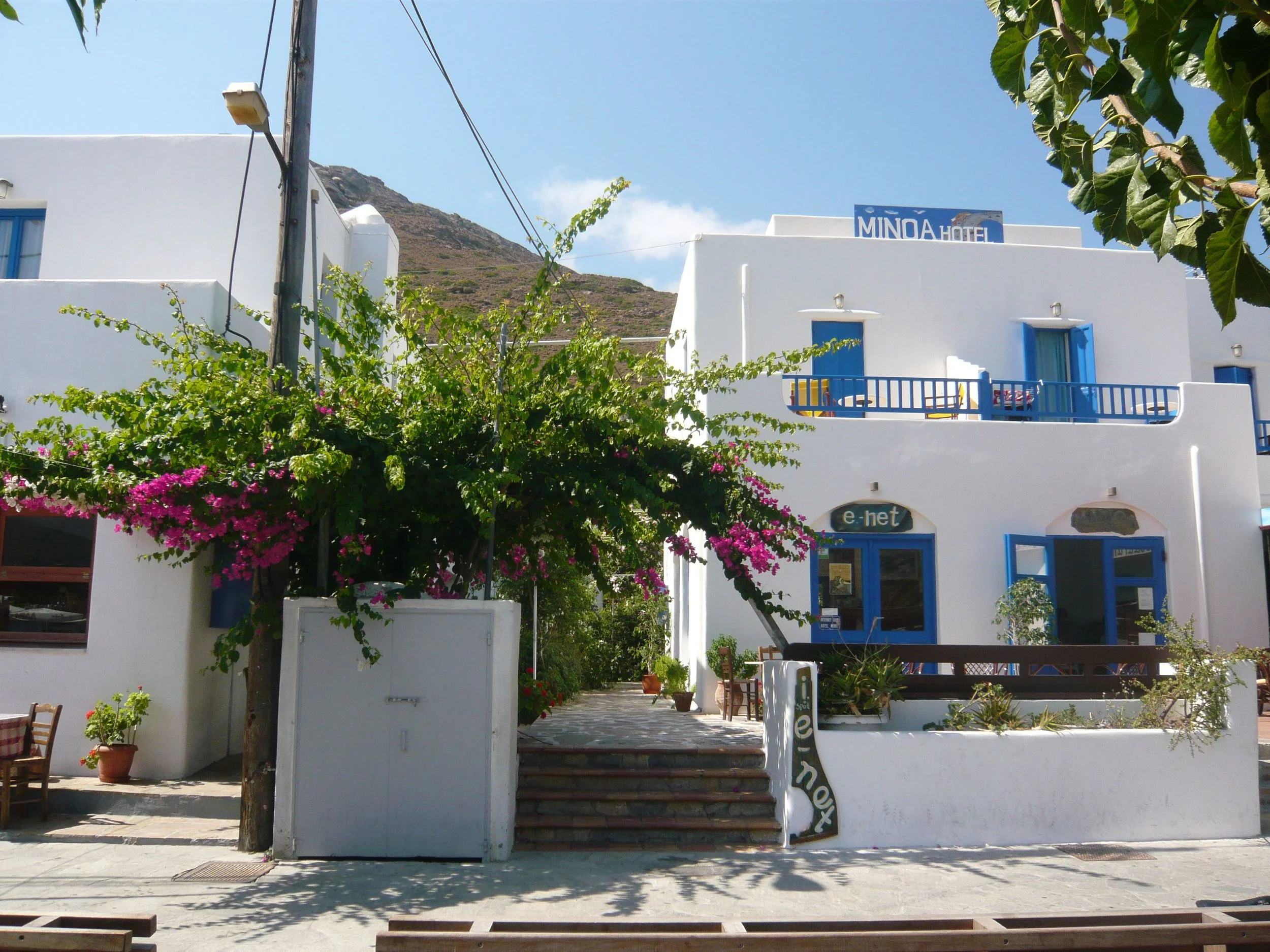 Minoa Hotel