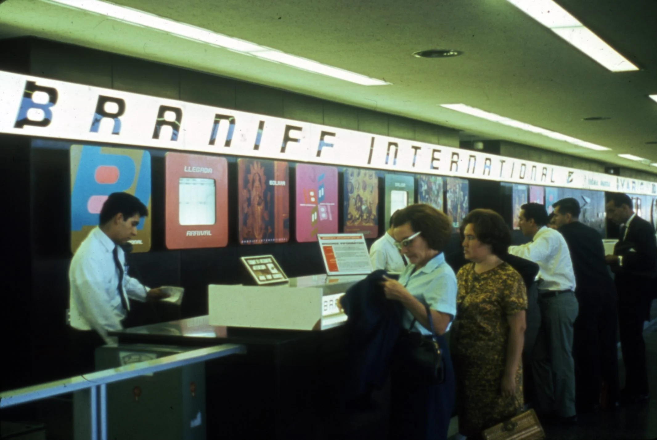 A Distinctive Braniff International Front Ticket Counter Featuring Designs by Alexander Girard