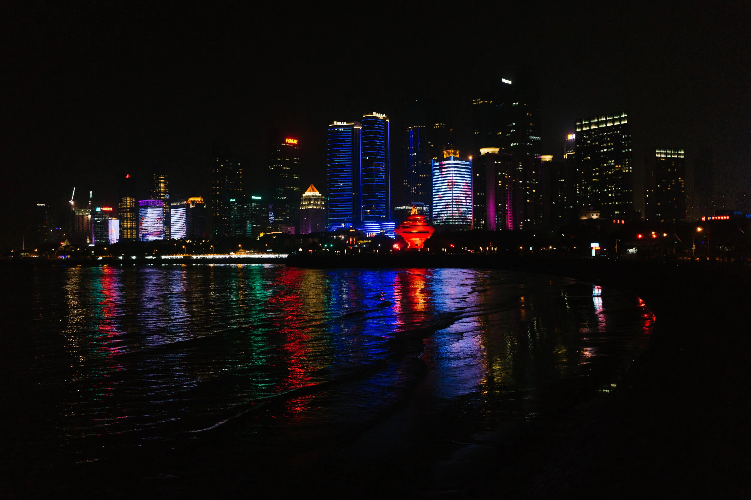 Qingdao_nightlife02-1.JPG