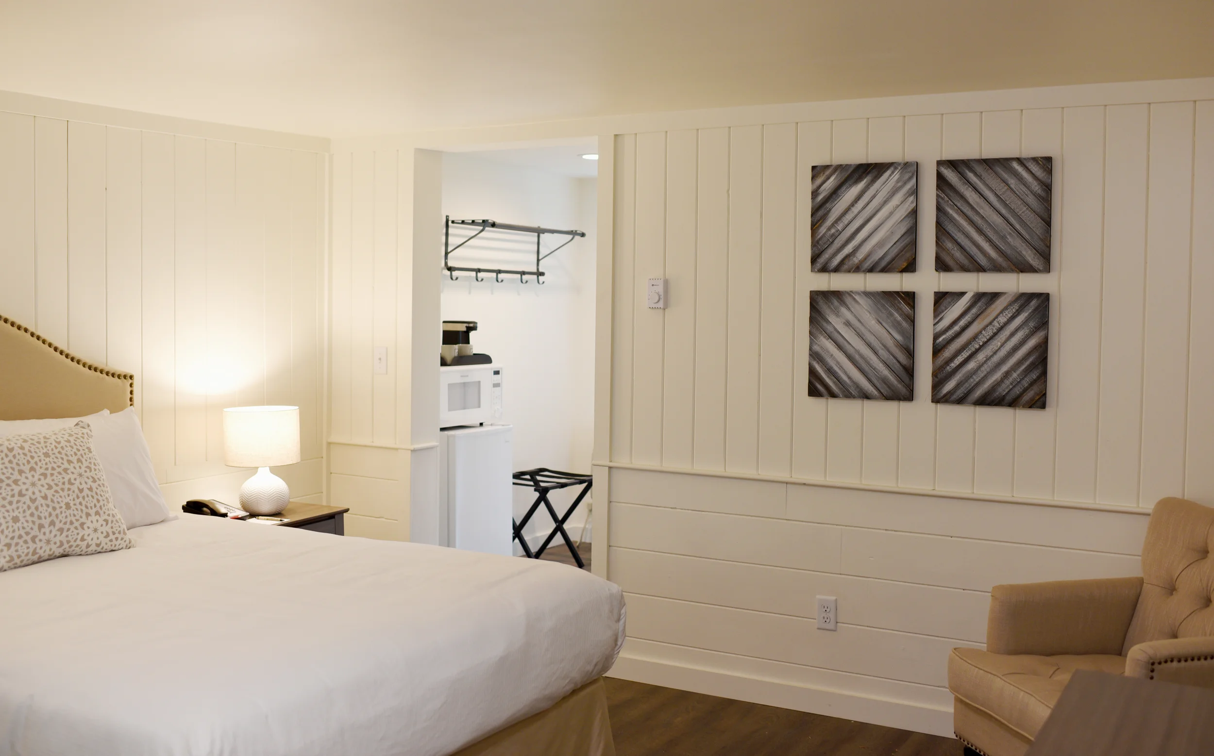 SandwichInnandSuites_RQ3.jpg