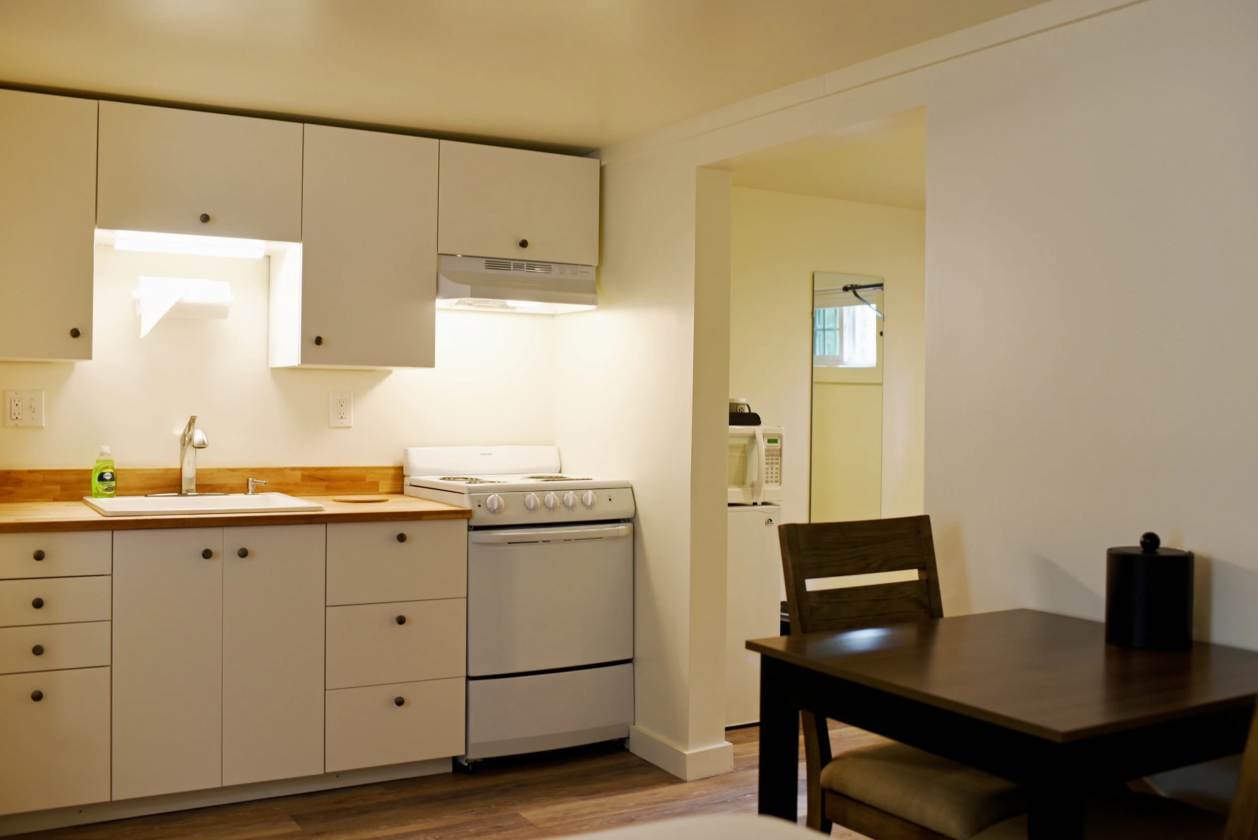 SandwichInnandSuites_SDD2.jpg