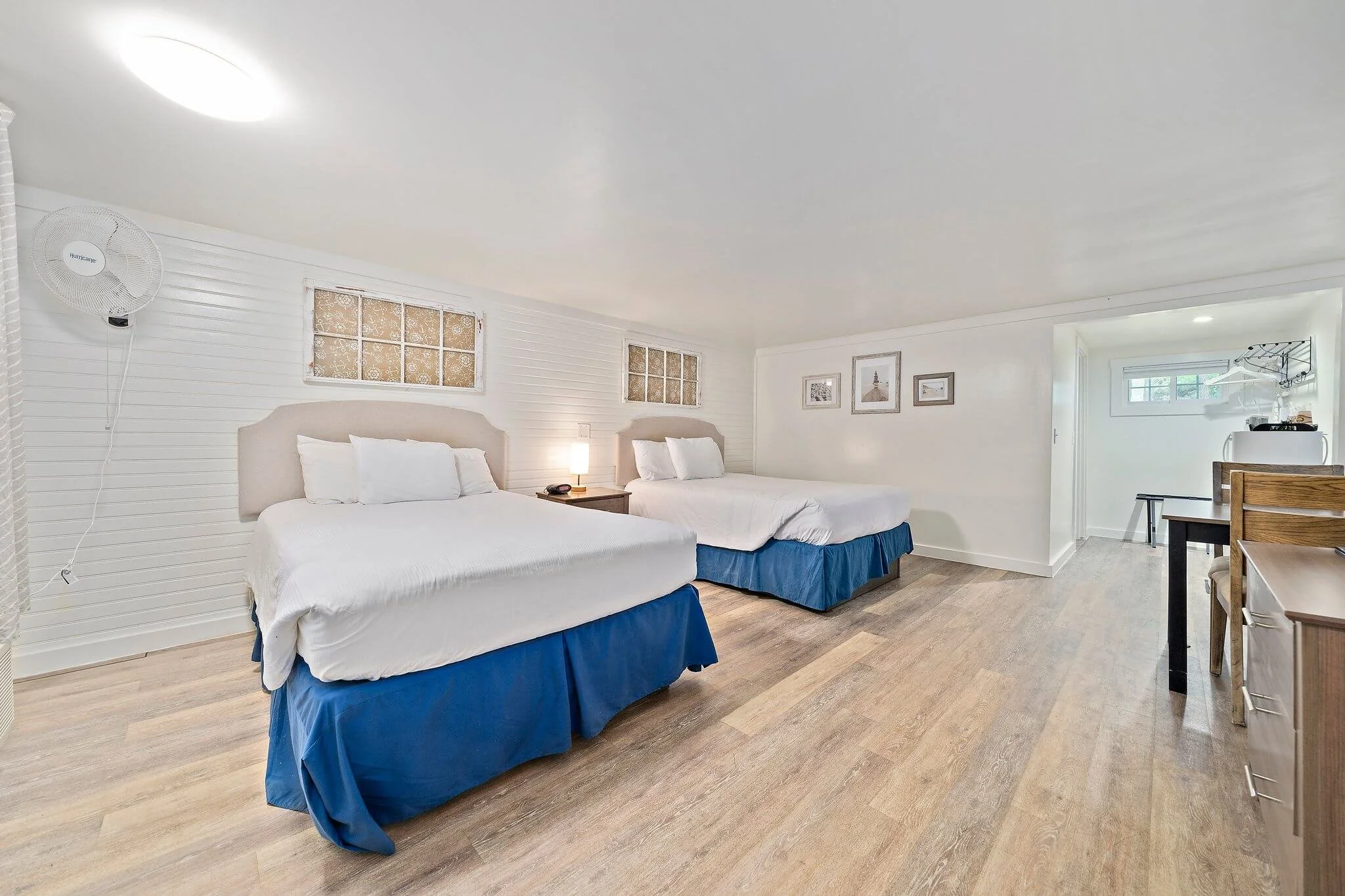 Sandwich Inn Hotel Room.jpg