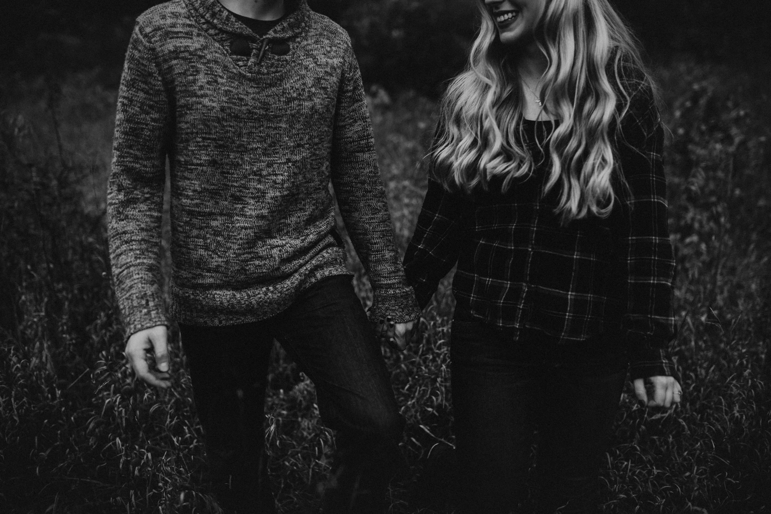 (084) Victoria + Mike (Engagement).jpg