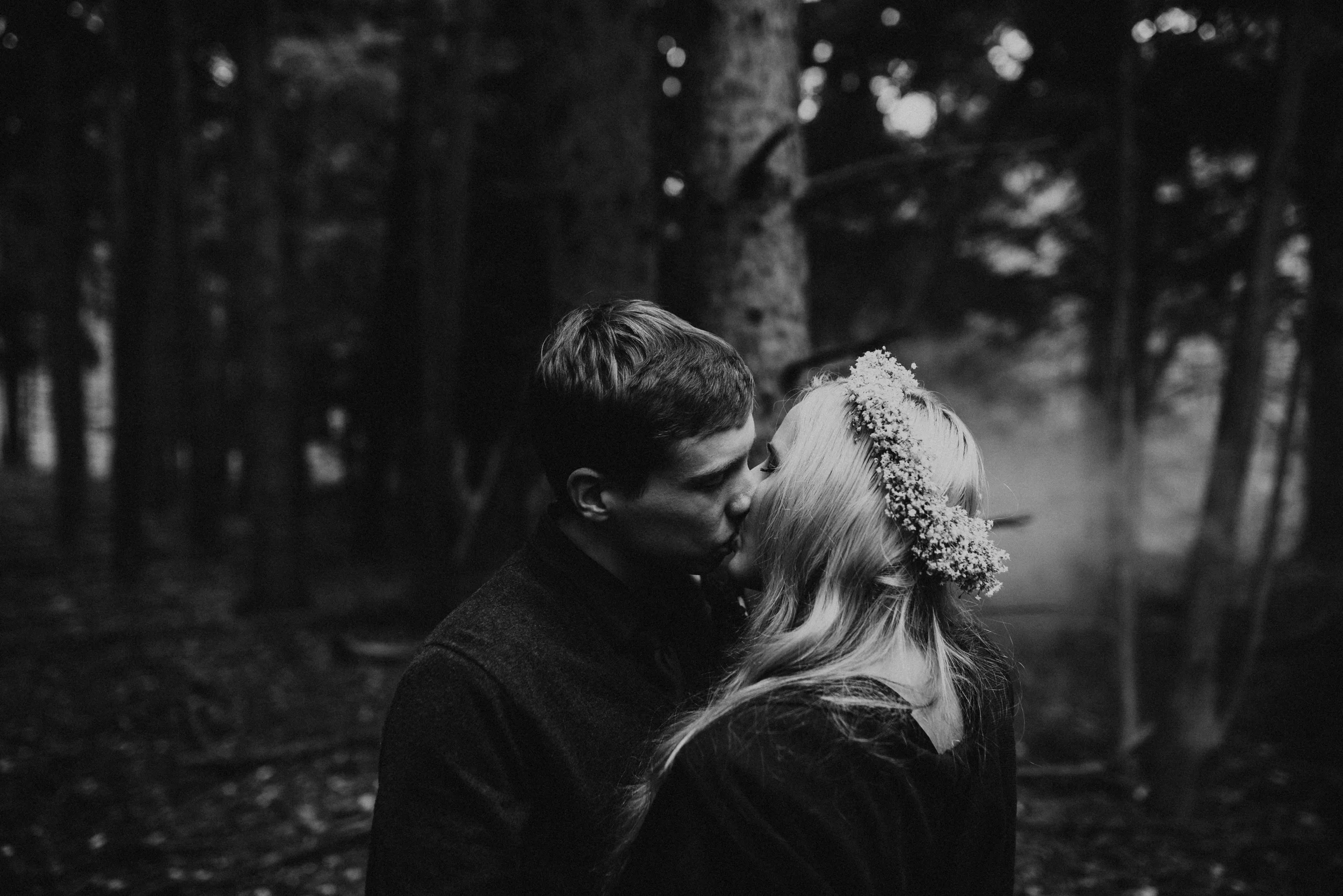 (173) Victoria + Mike (Engagement).jpg