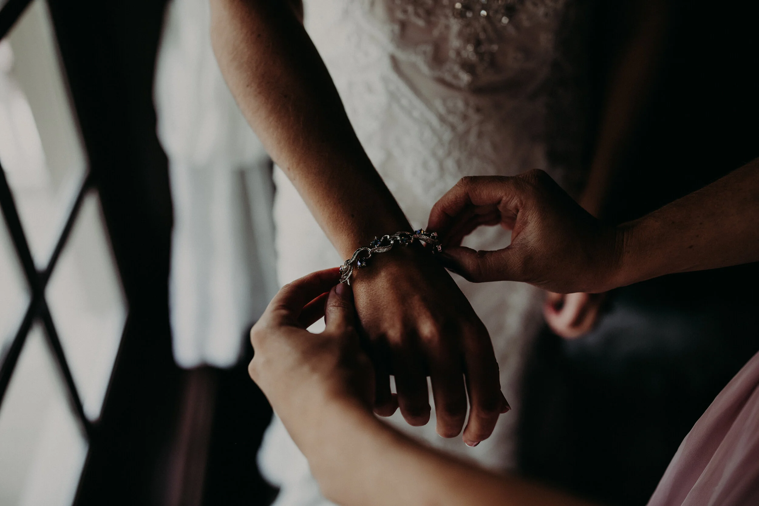 (080) Laura + Josh (Wedding).jpg