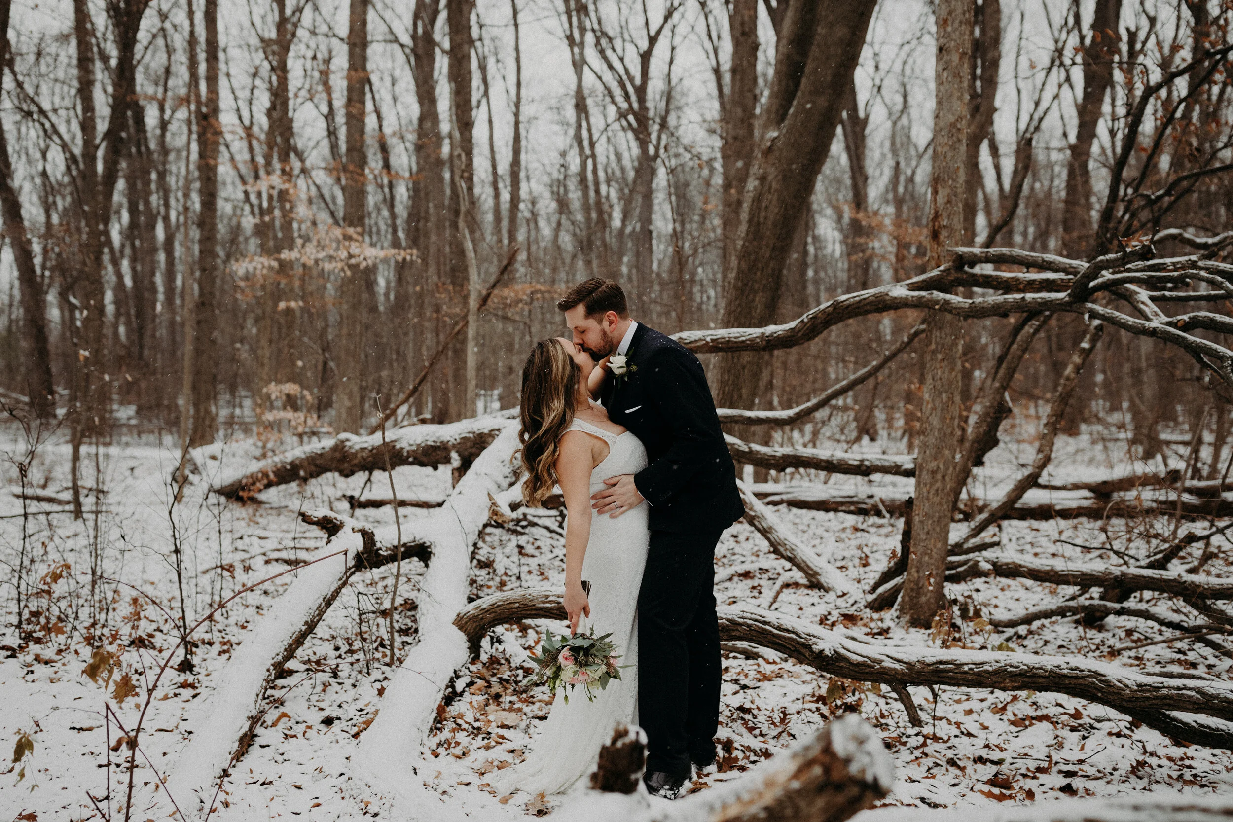 (052) Laura + Keith (Wedding).jpg
