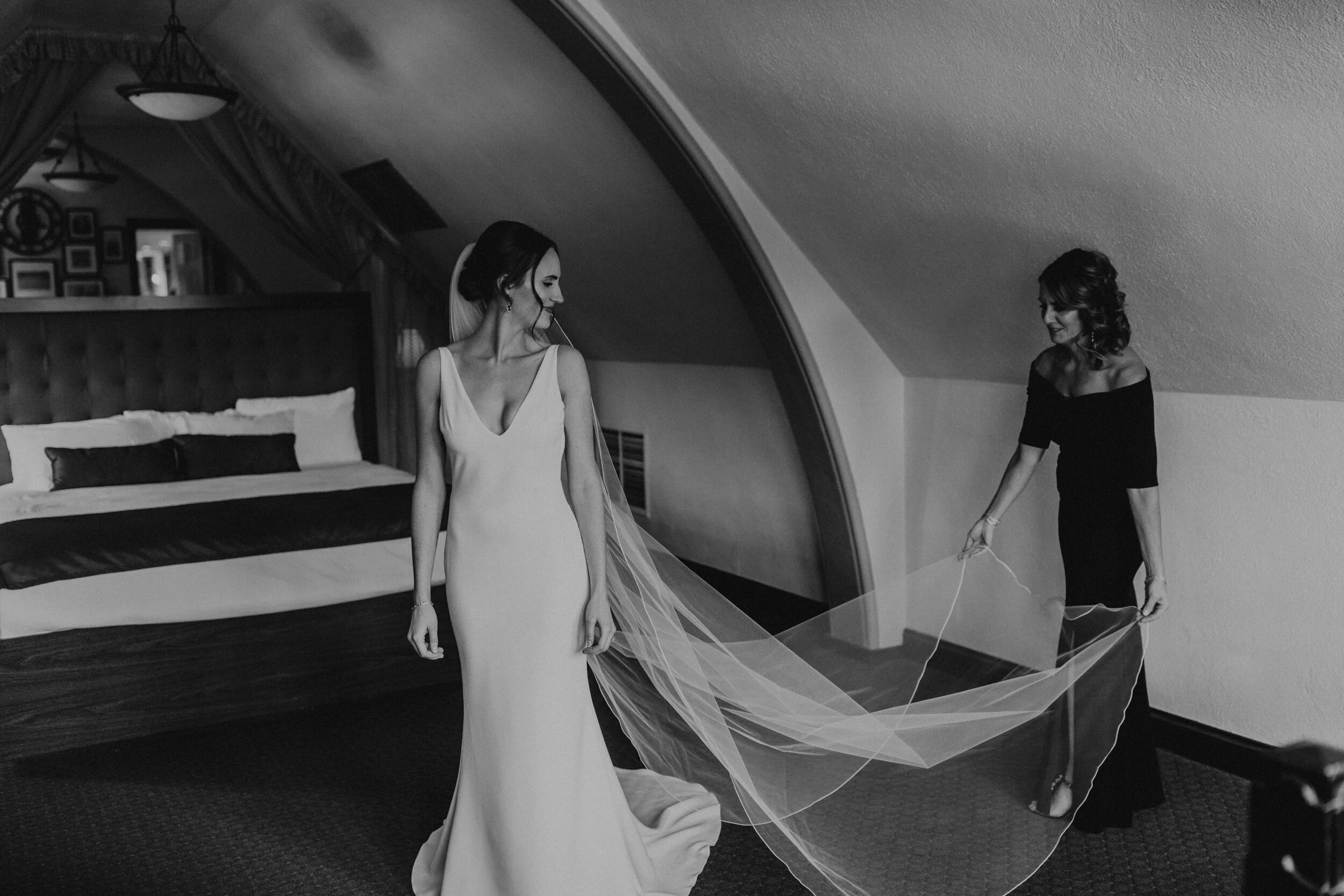 (131) Lauren + Vince (Wedding).jpg