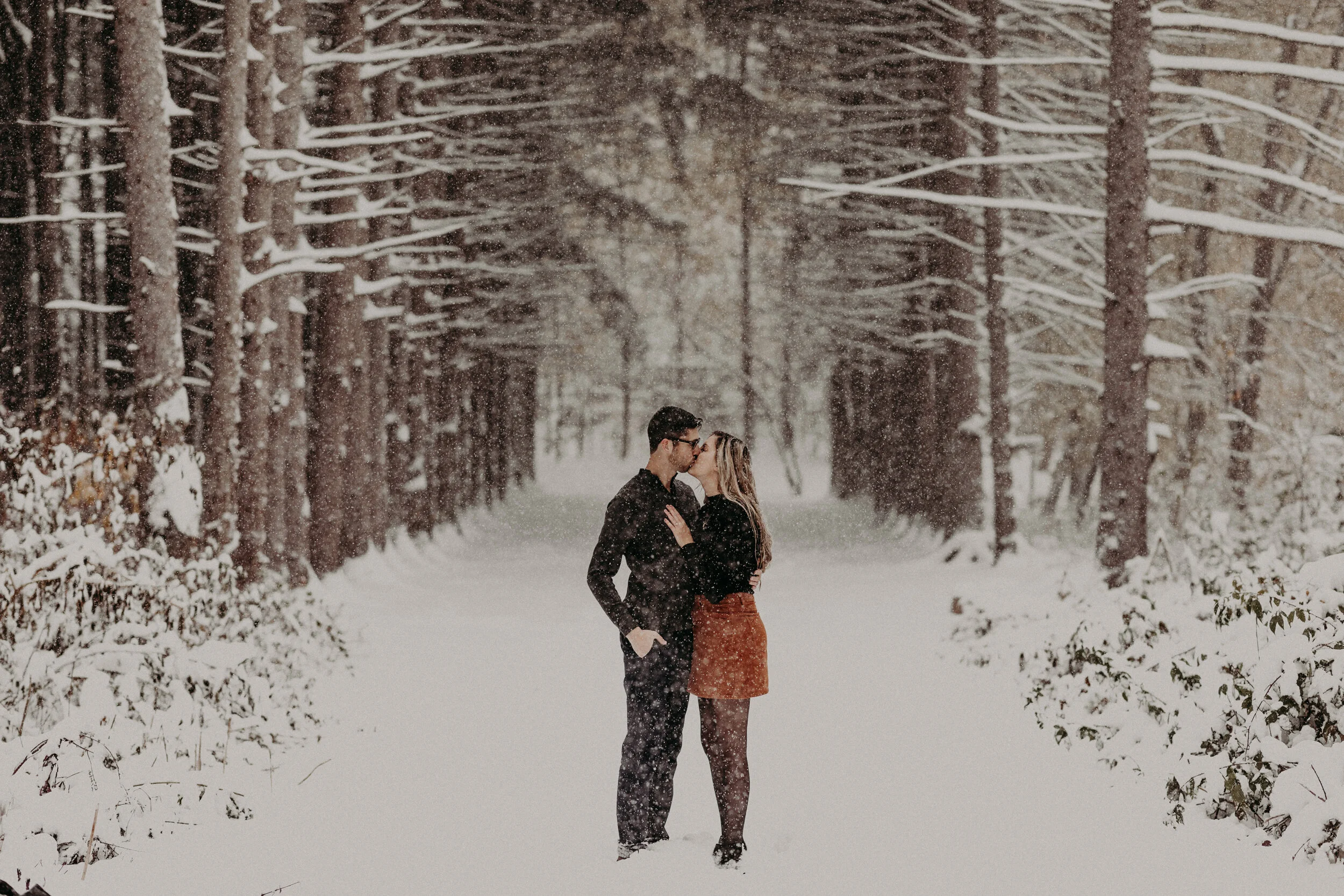 (080) Shannon + Brandyn (Engagement).jpg