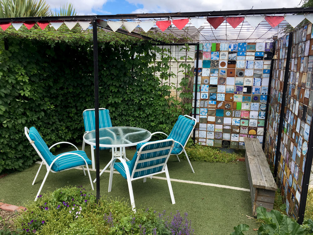  Hops growing over the seating area. Gives both shade and beer! 