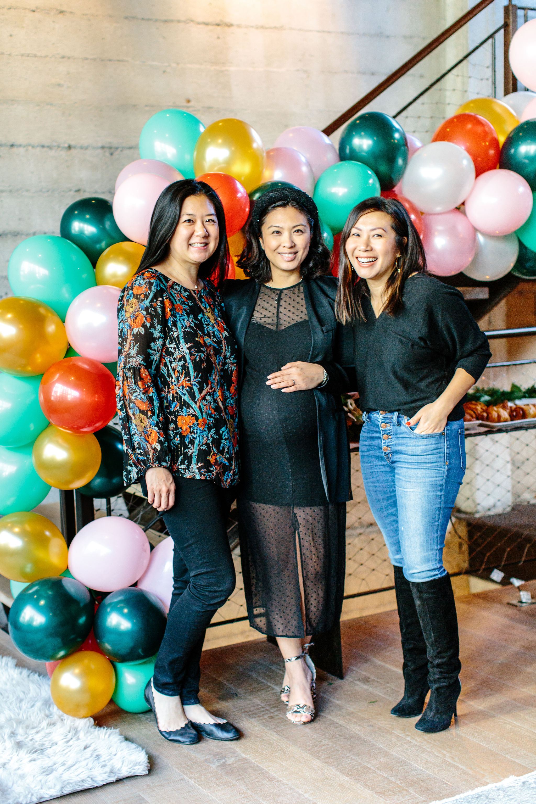 Holiday Mama's Mingle Balloon Backdrop